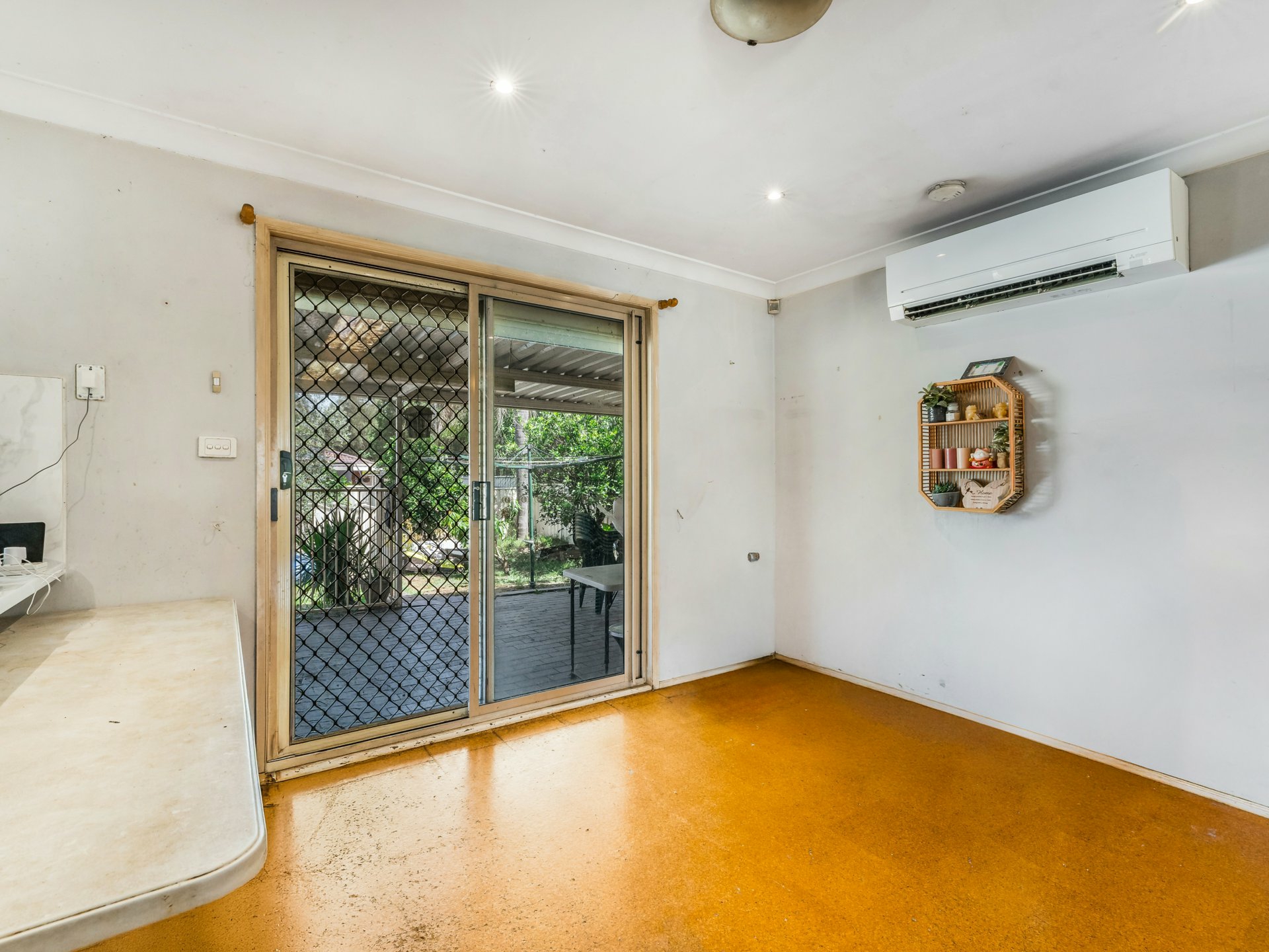 24 Heywood Close — photo 11 of 14