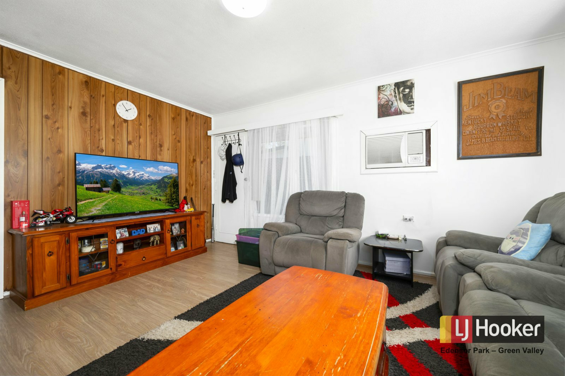 32 Corriedale Street — photo 7 of 15