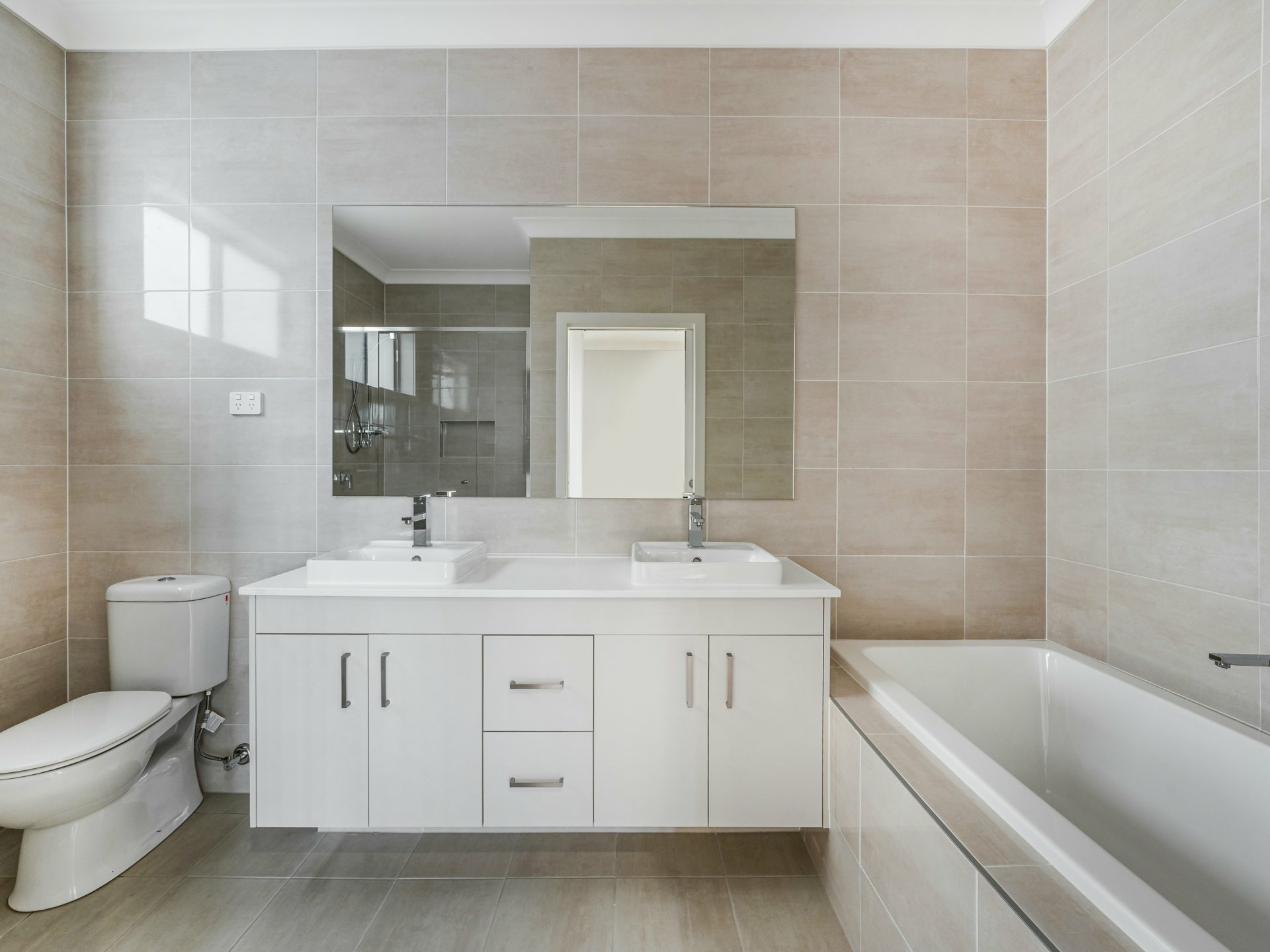 60B Lombard Street — photo 12 of 18