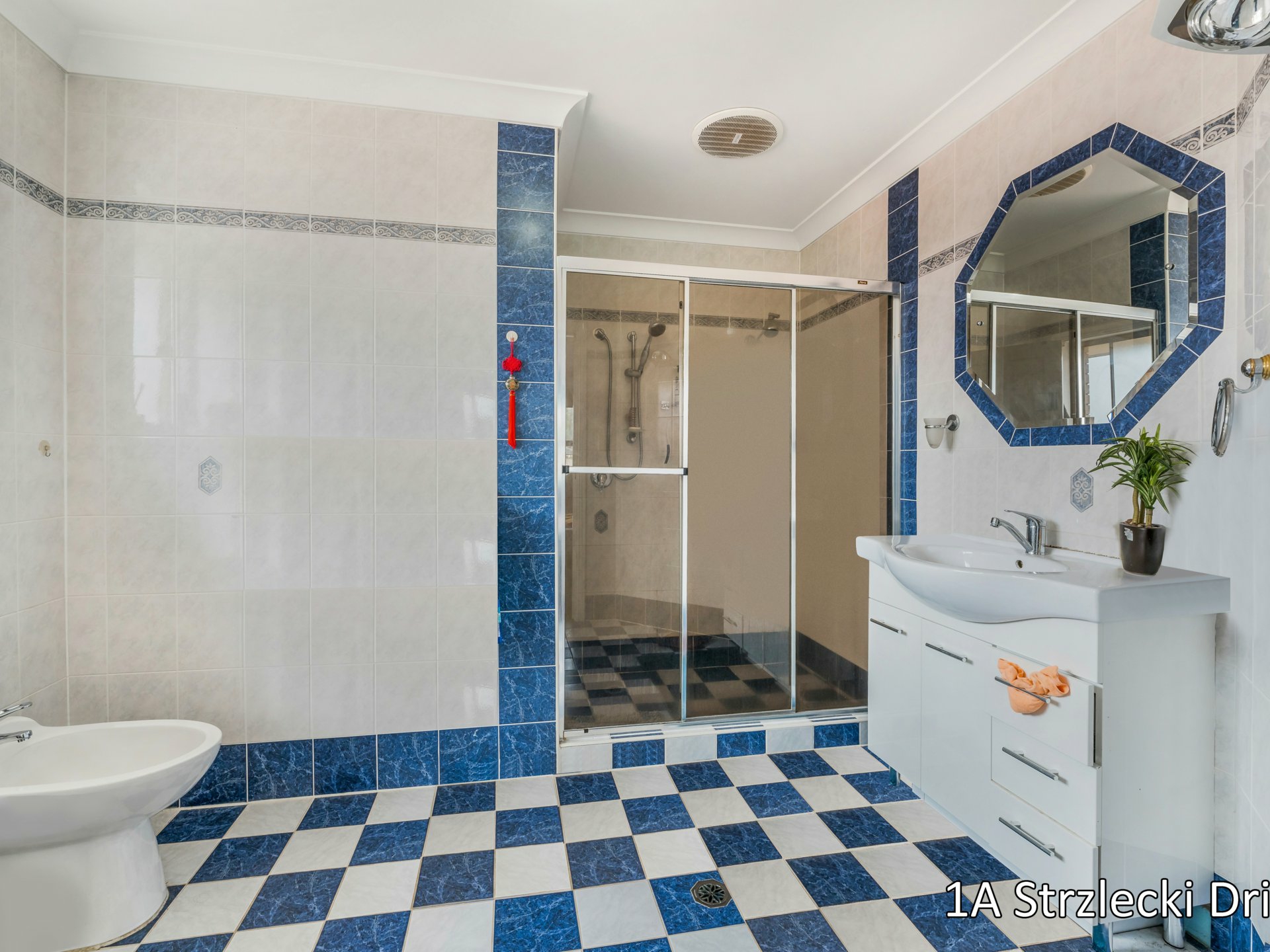 1 Strzlecki Drive — photo 13 of 24