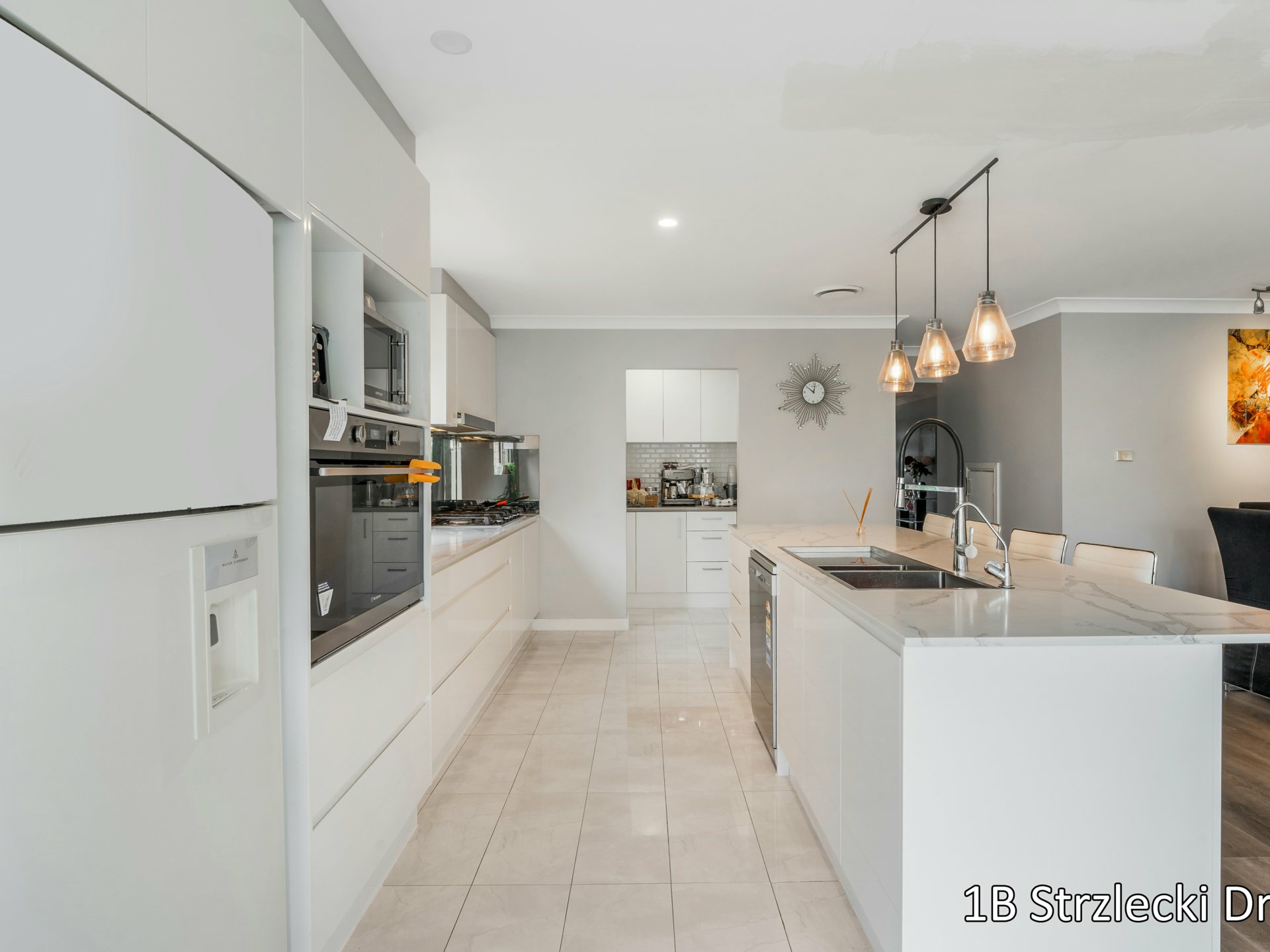 1 Strzlecki Drive — photo 19 of 24