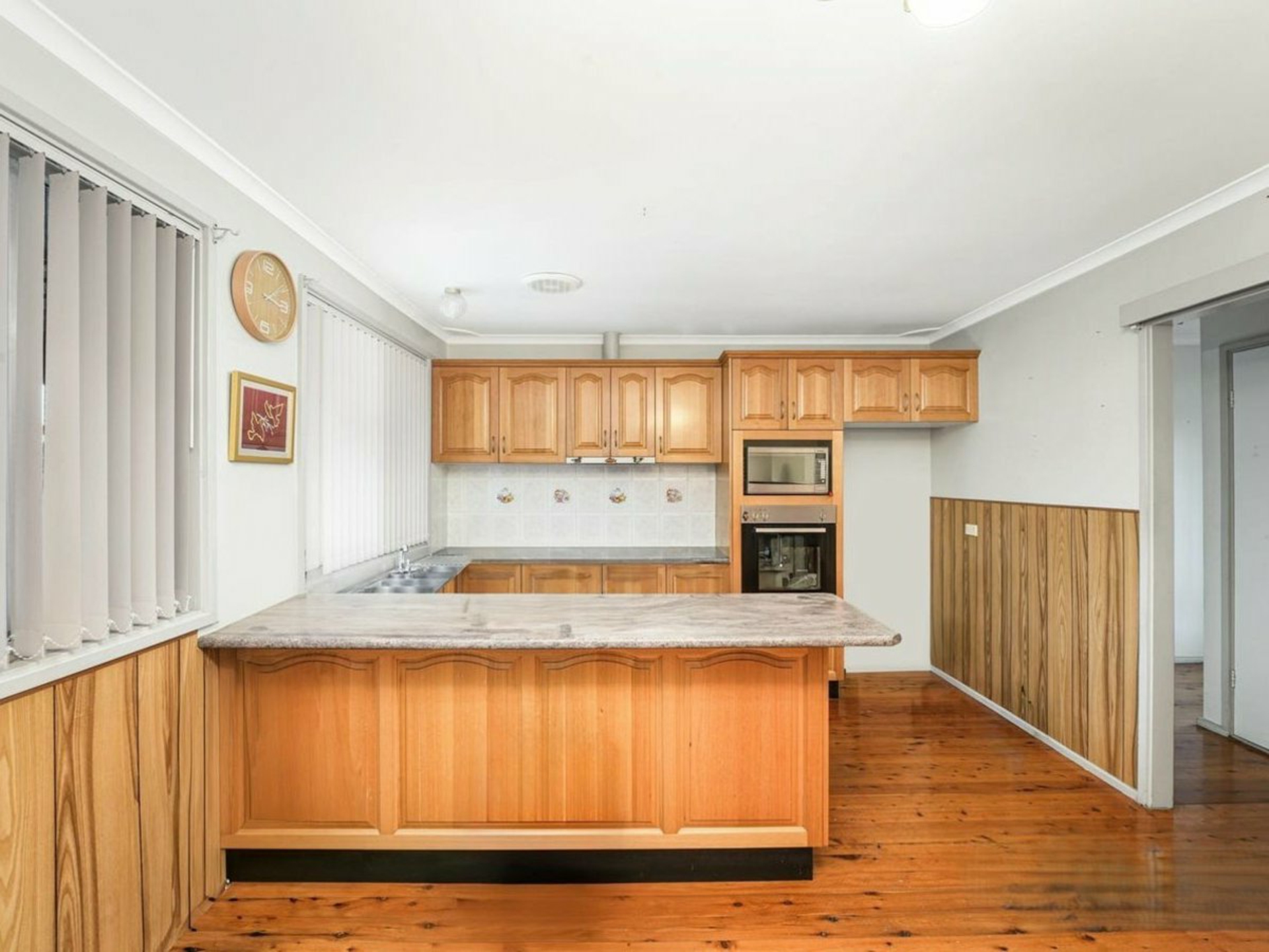 53 Curran Street — photo 3 of 6