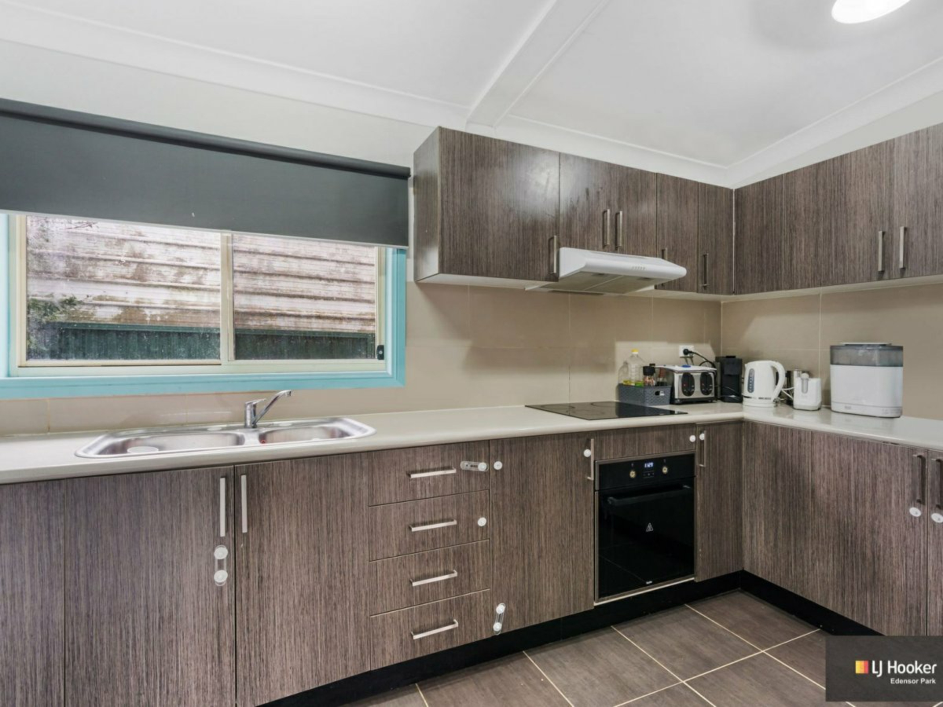 6 Naranghi Street, BUSBY