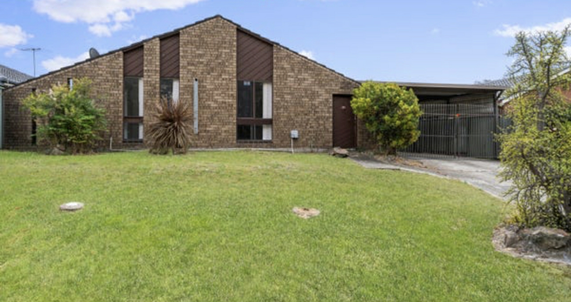 5 Amaroo Street, BONNYRIGG