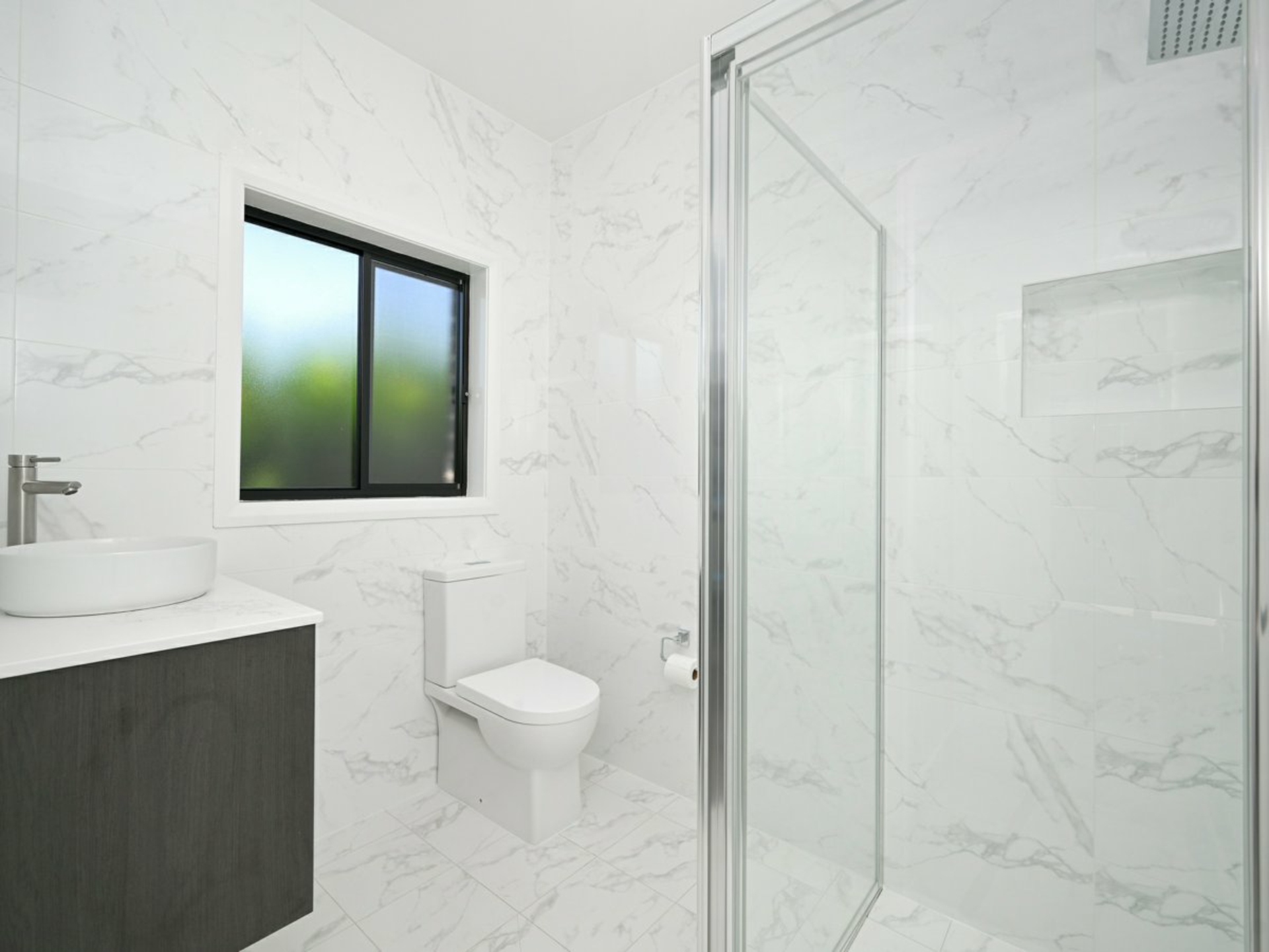 3A Eden Place, BOSSLEY PARK