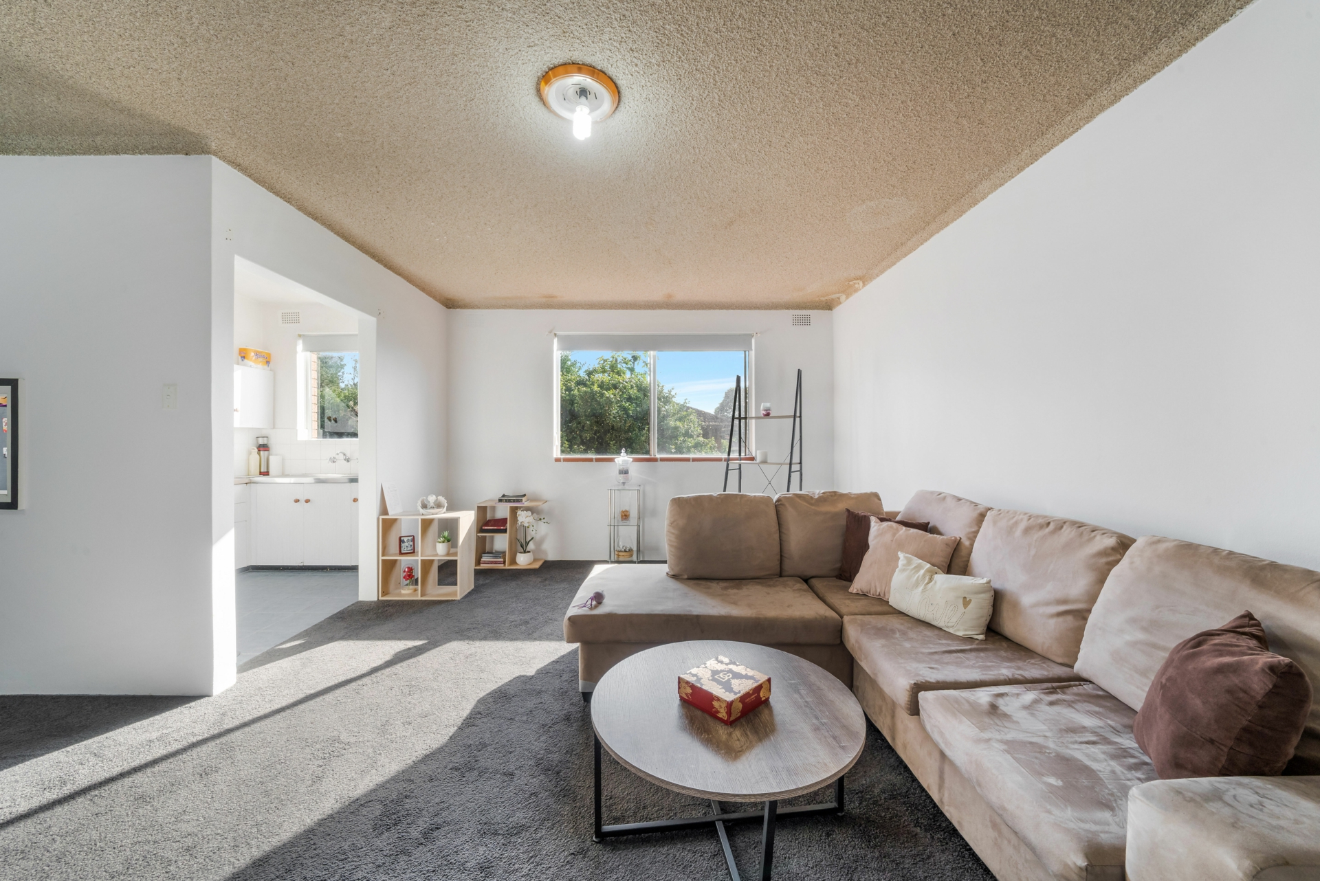 6/38 Hardy Street — photo 3 of 10