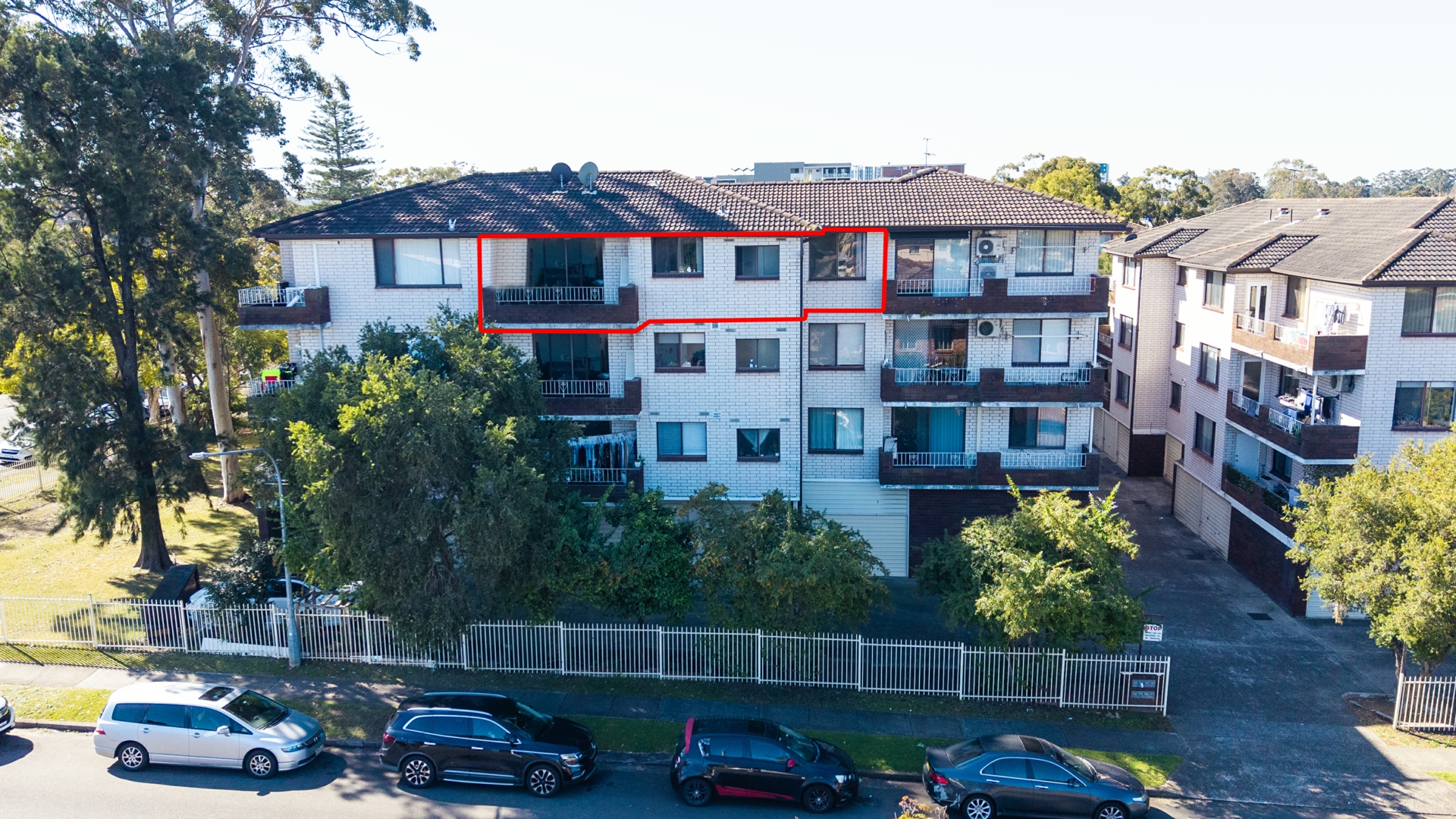5/35-39 York Street — photo from LJ Hooker Edensor Park | Green Valley