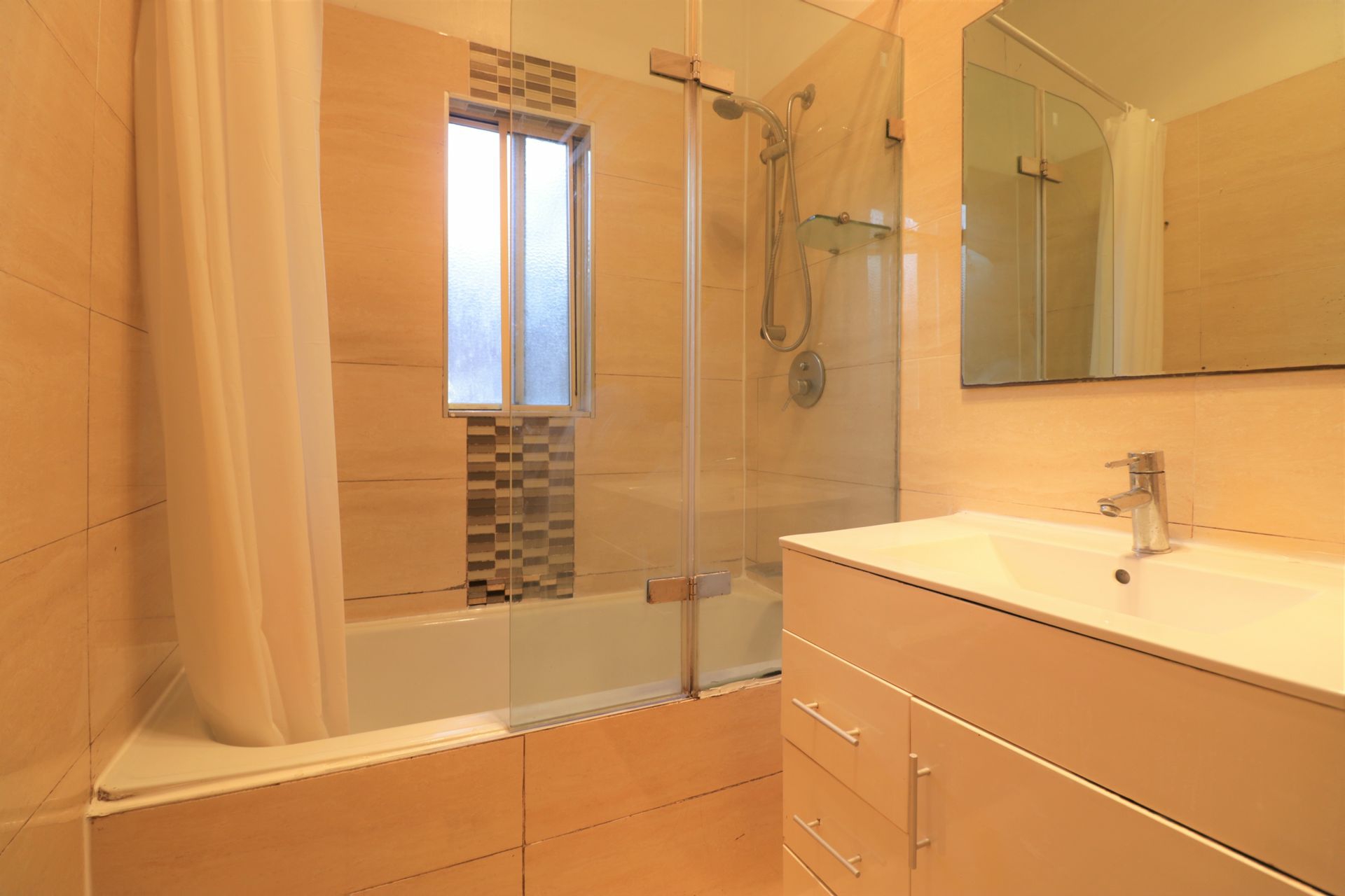 23 Conway Road — photo 4 of 7