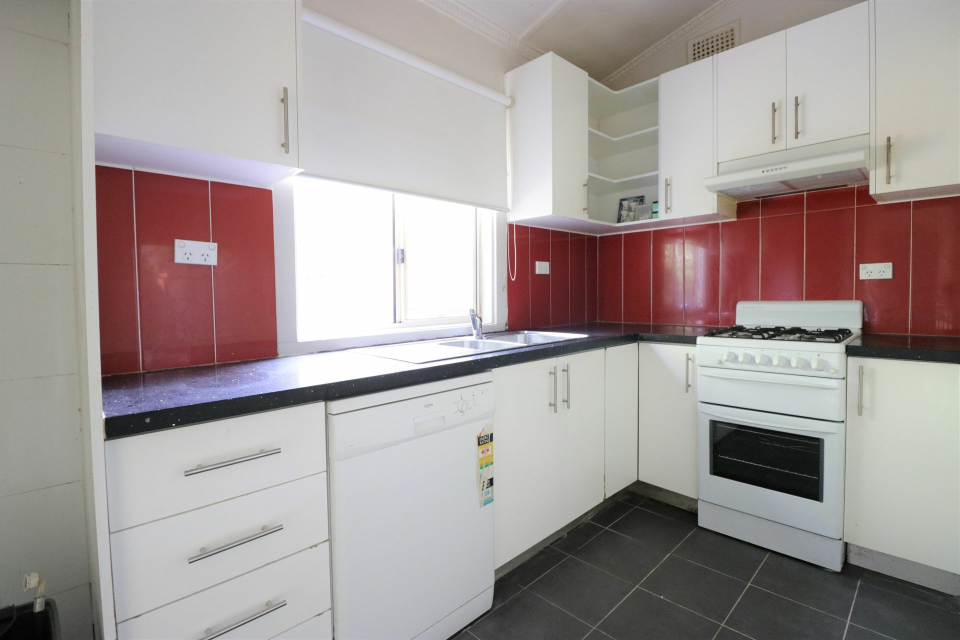 23 Conway Road — photo 6 of 7