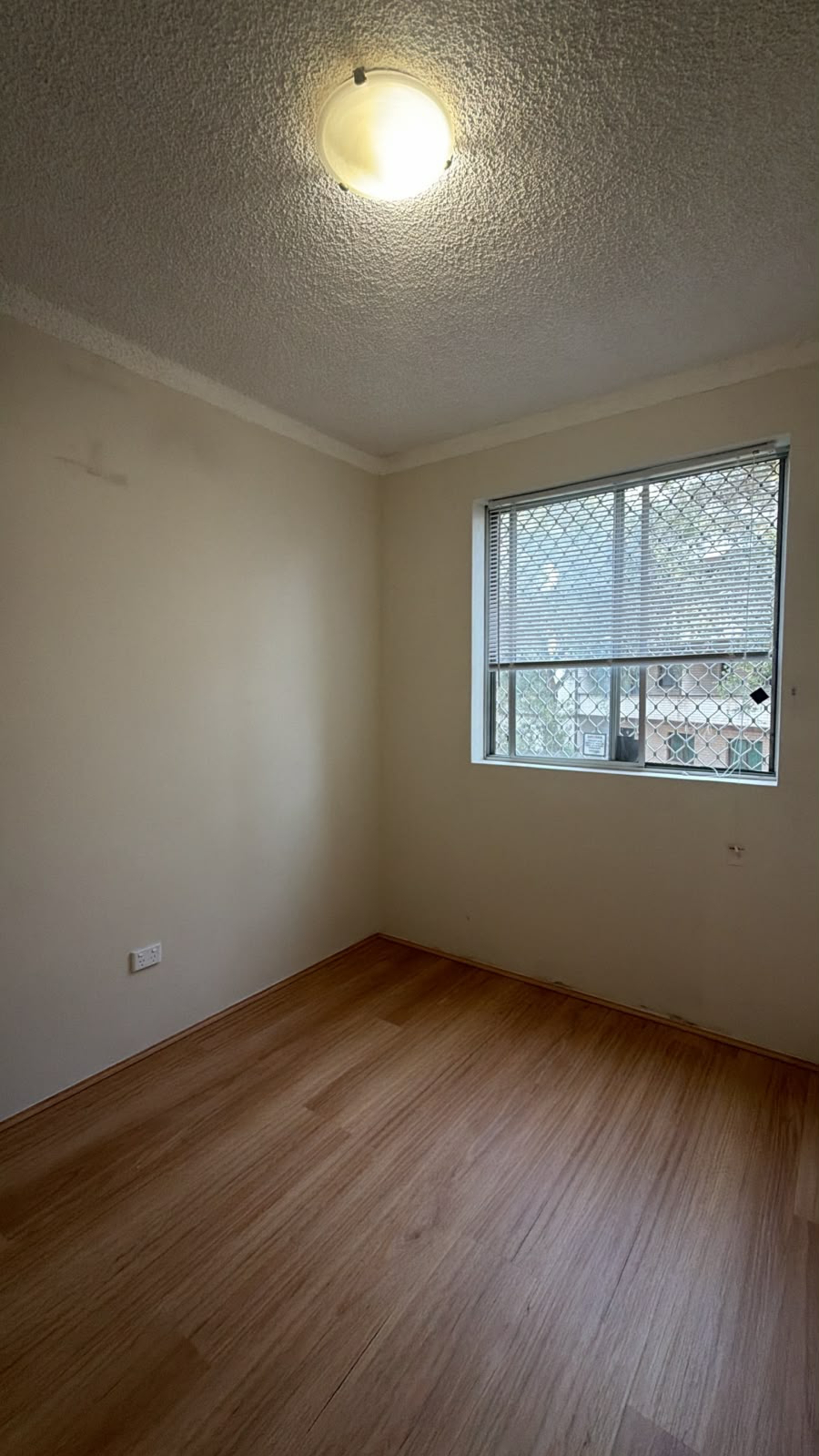 4/2 Equity Place — photo 4 of 9