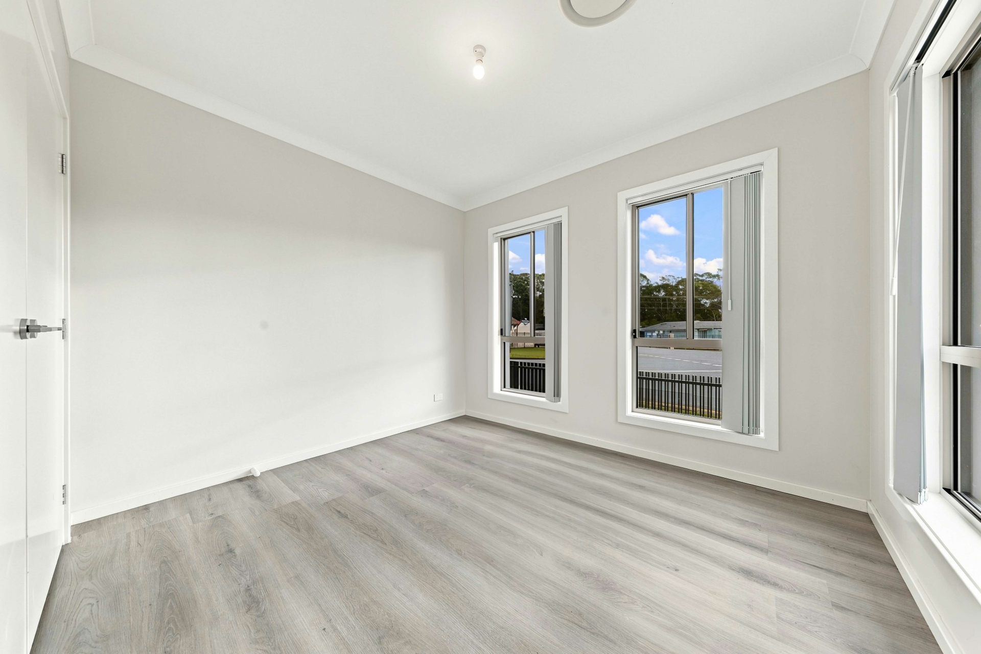 46 Mclean Street — photo 3 of 16