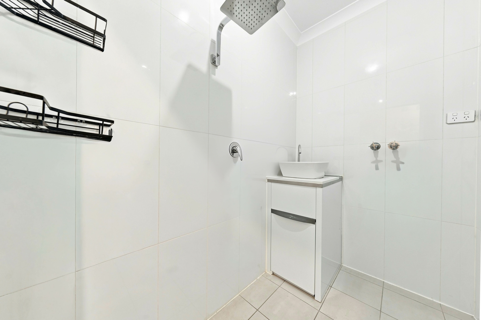 46 Mclean Street — photo 7 of 16