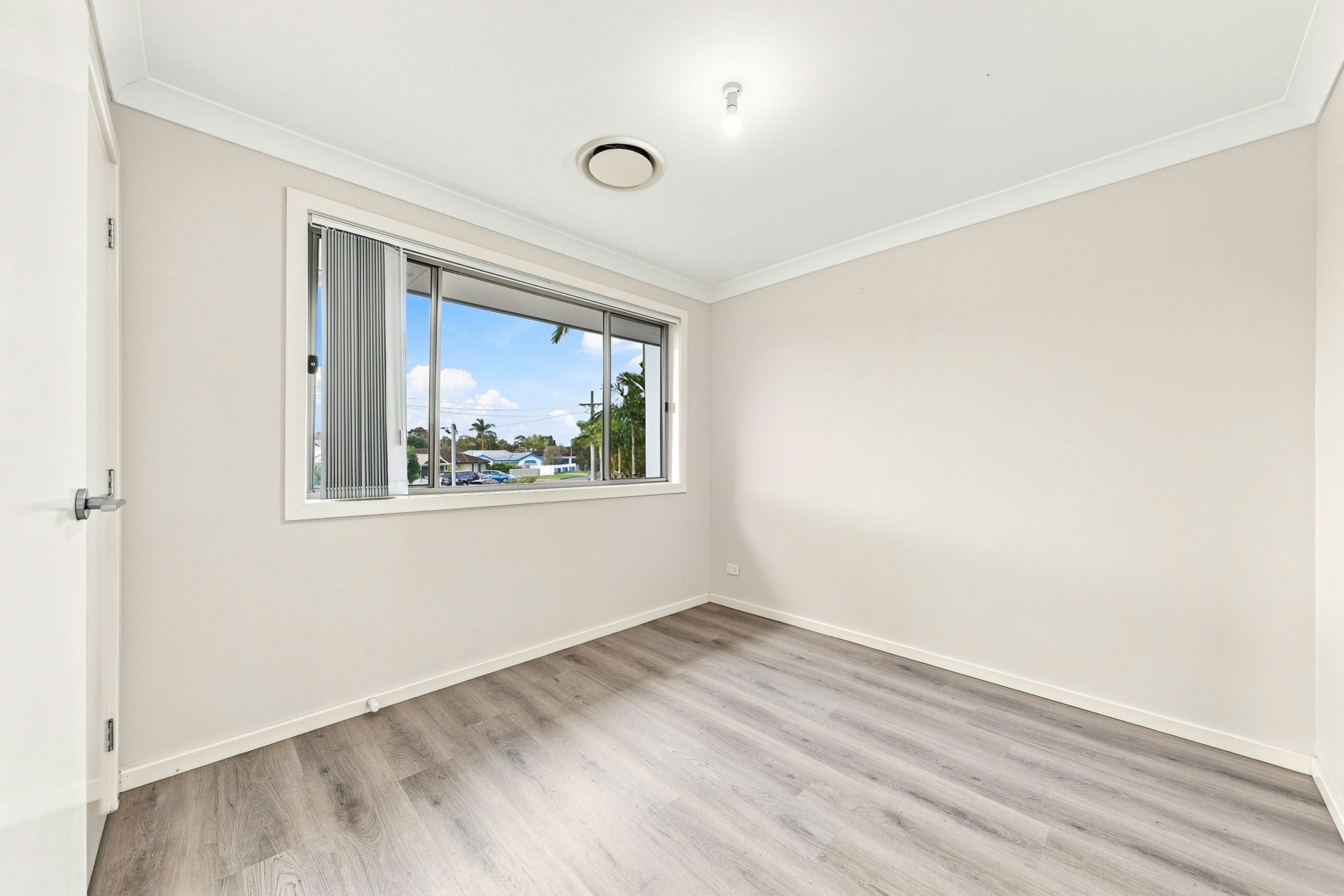 46 Mclean Street — photo 10 of 16