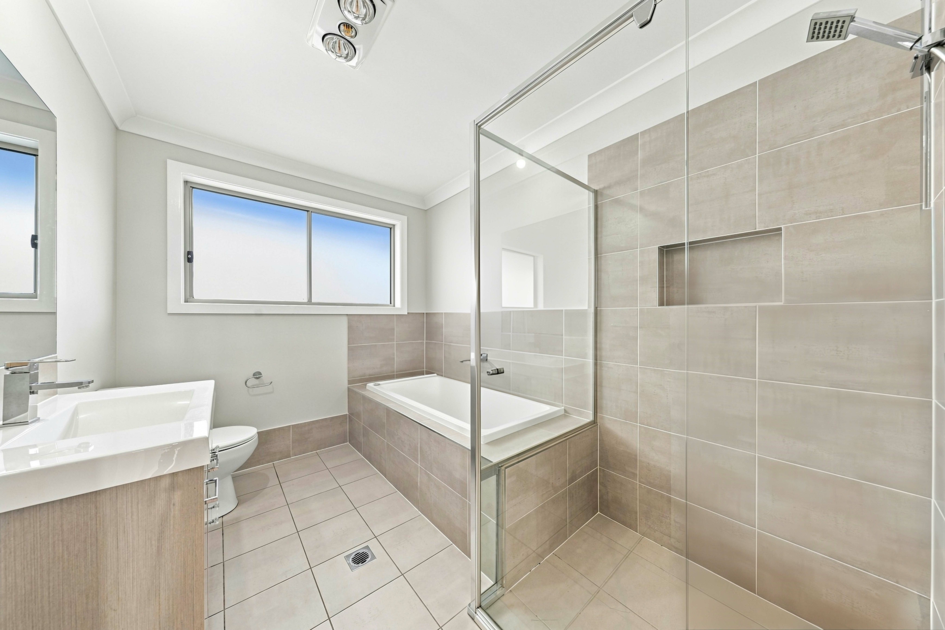 46 Mclean Street — photo 12 of 16