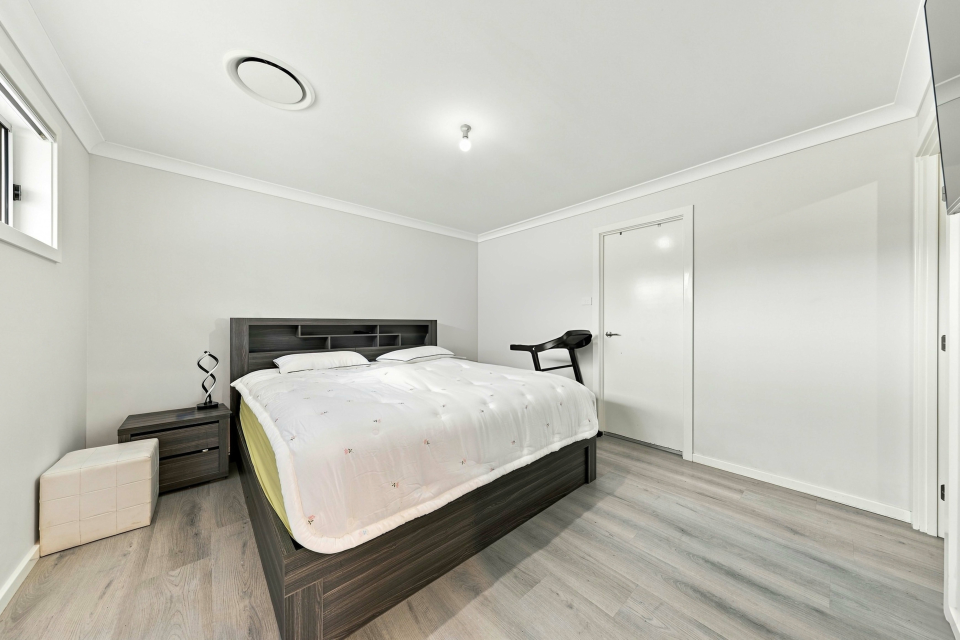 46 Mclean Street — photo 14 of 16