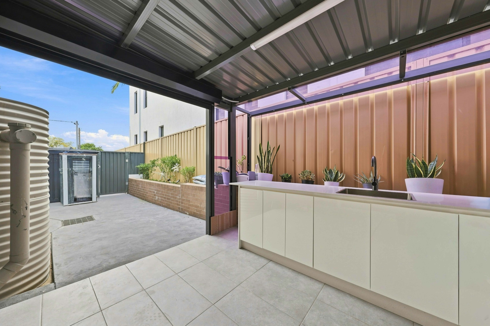 46 Mclean Street — photo 15 of 16