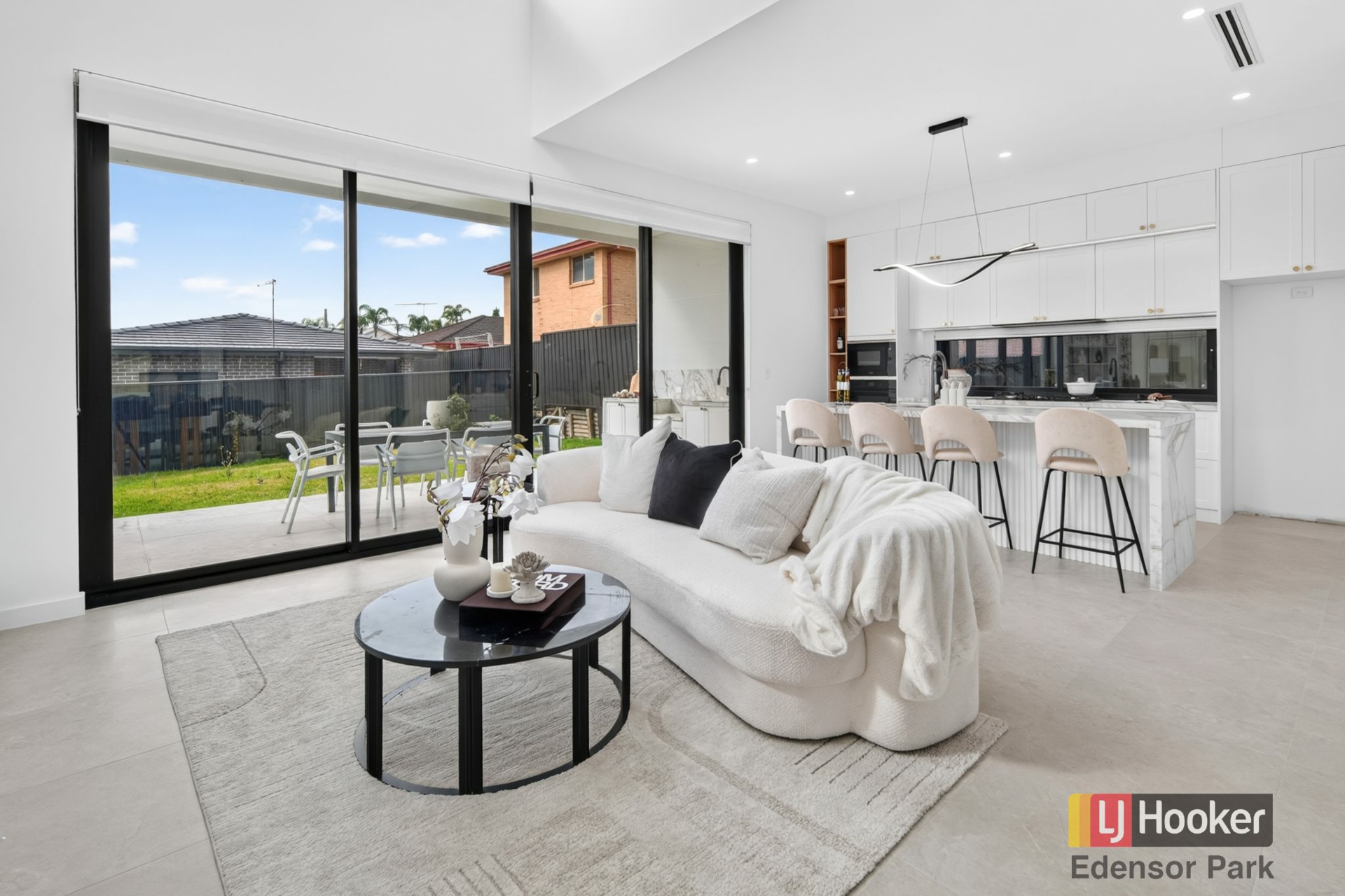 8A Malcolm Avenue — photo 7 of 27