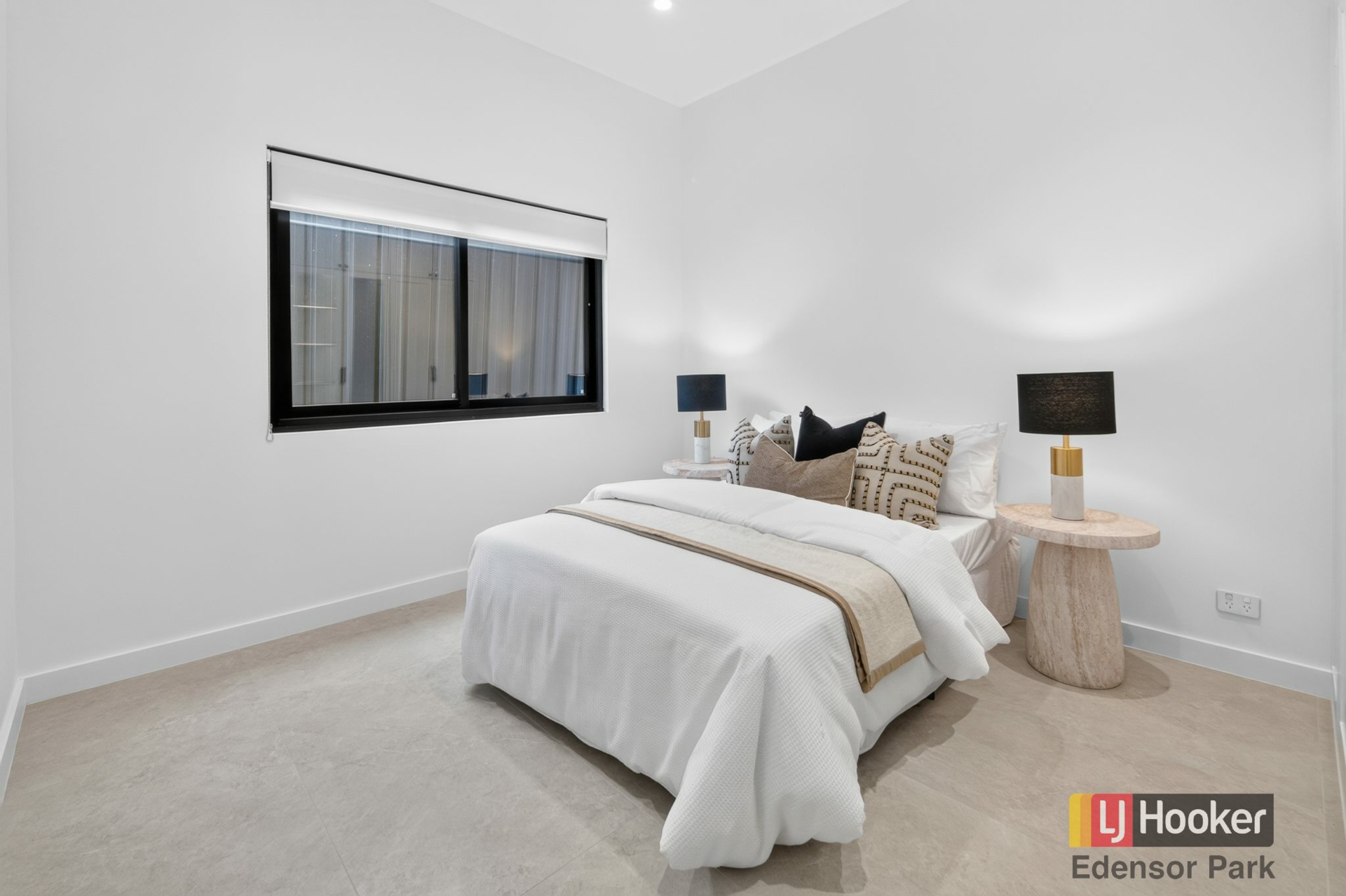 8A Malcolm Avenue — photo 10 of 27