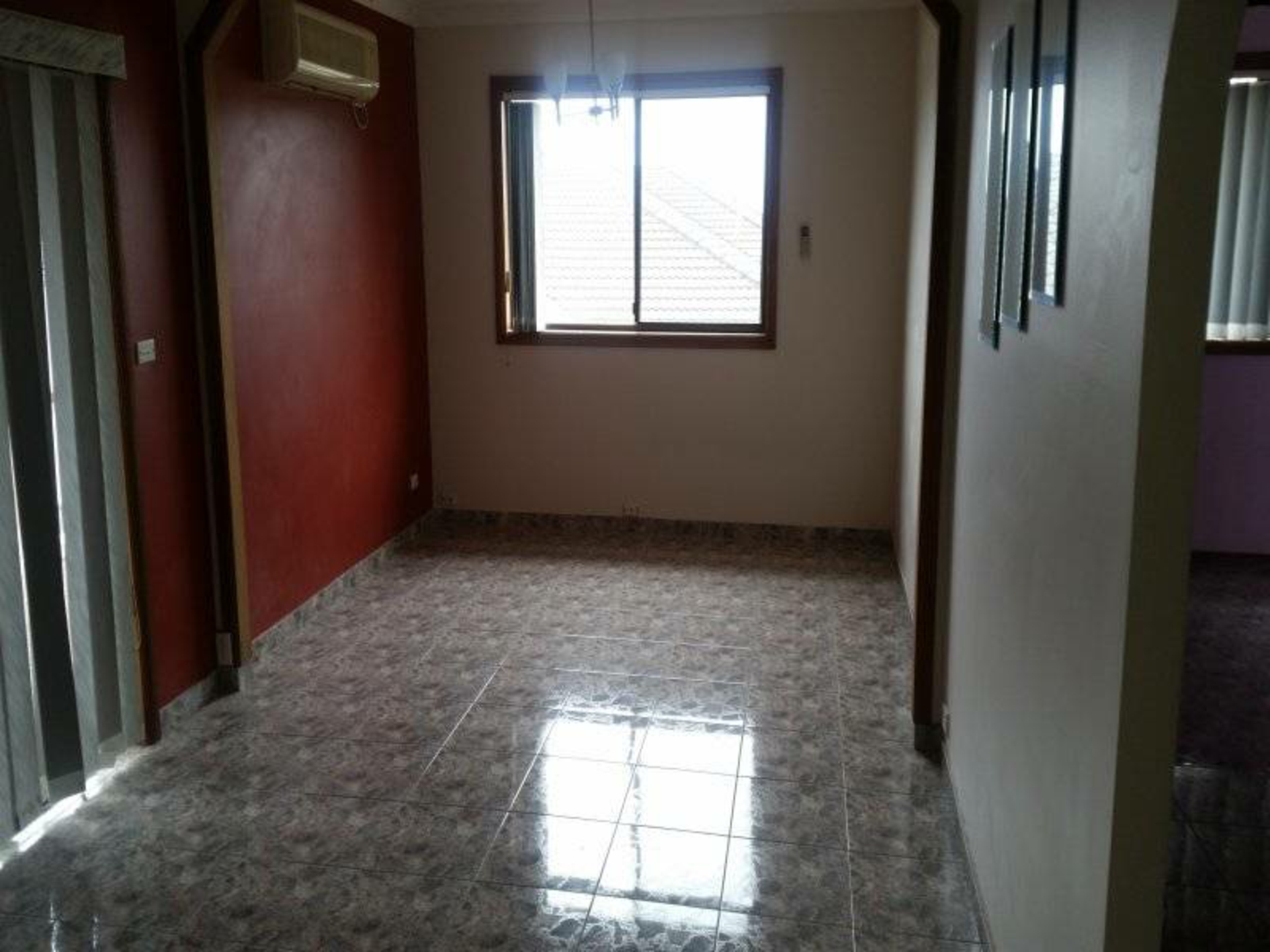 10 Fellows Road — photo 3 of 4