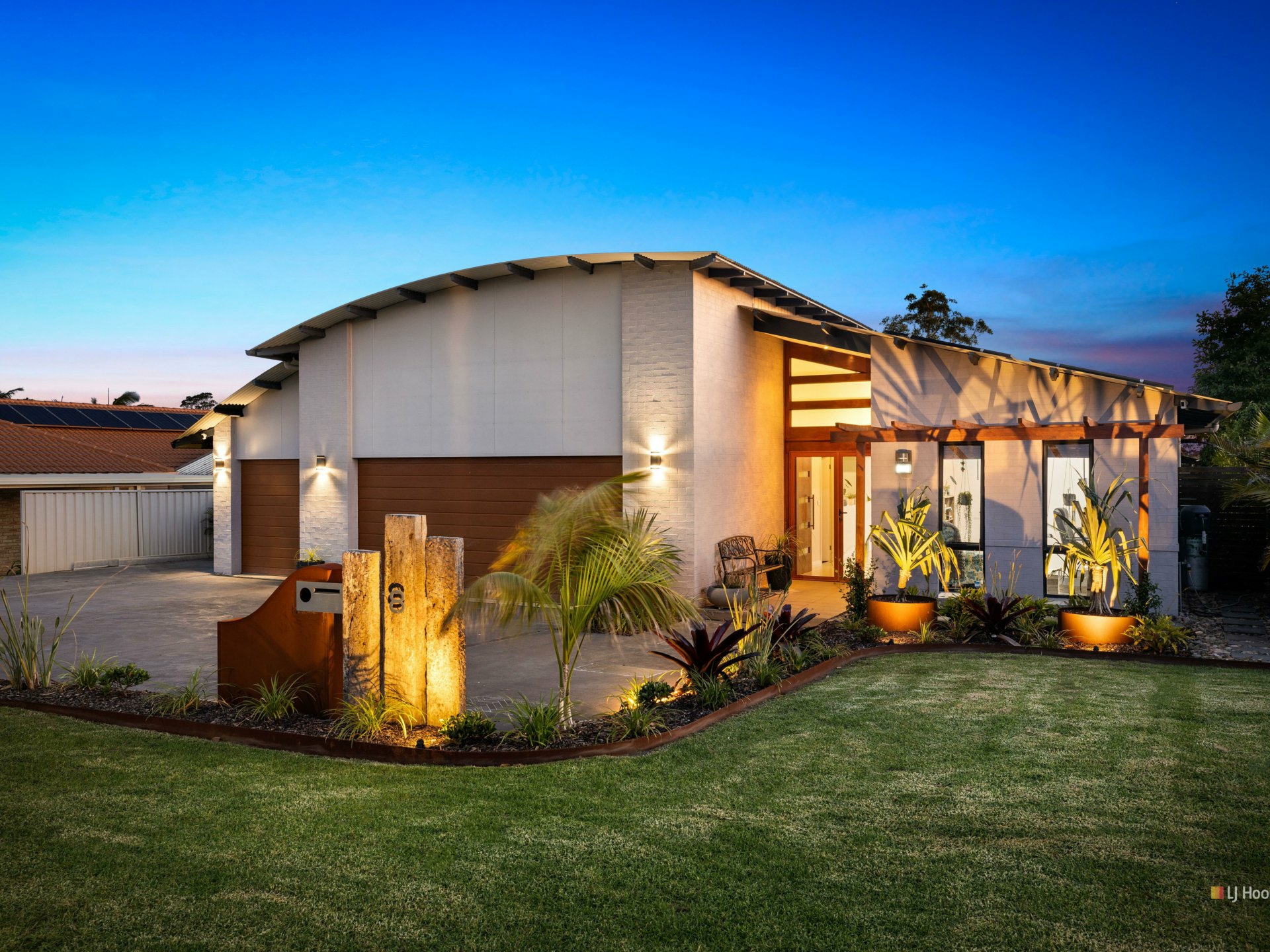 8 Maxwell Crescent Sanctuary Point NSW Property Details LJ Hooker