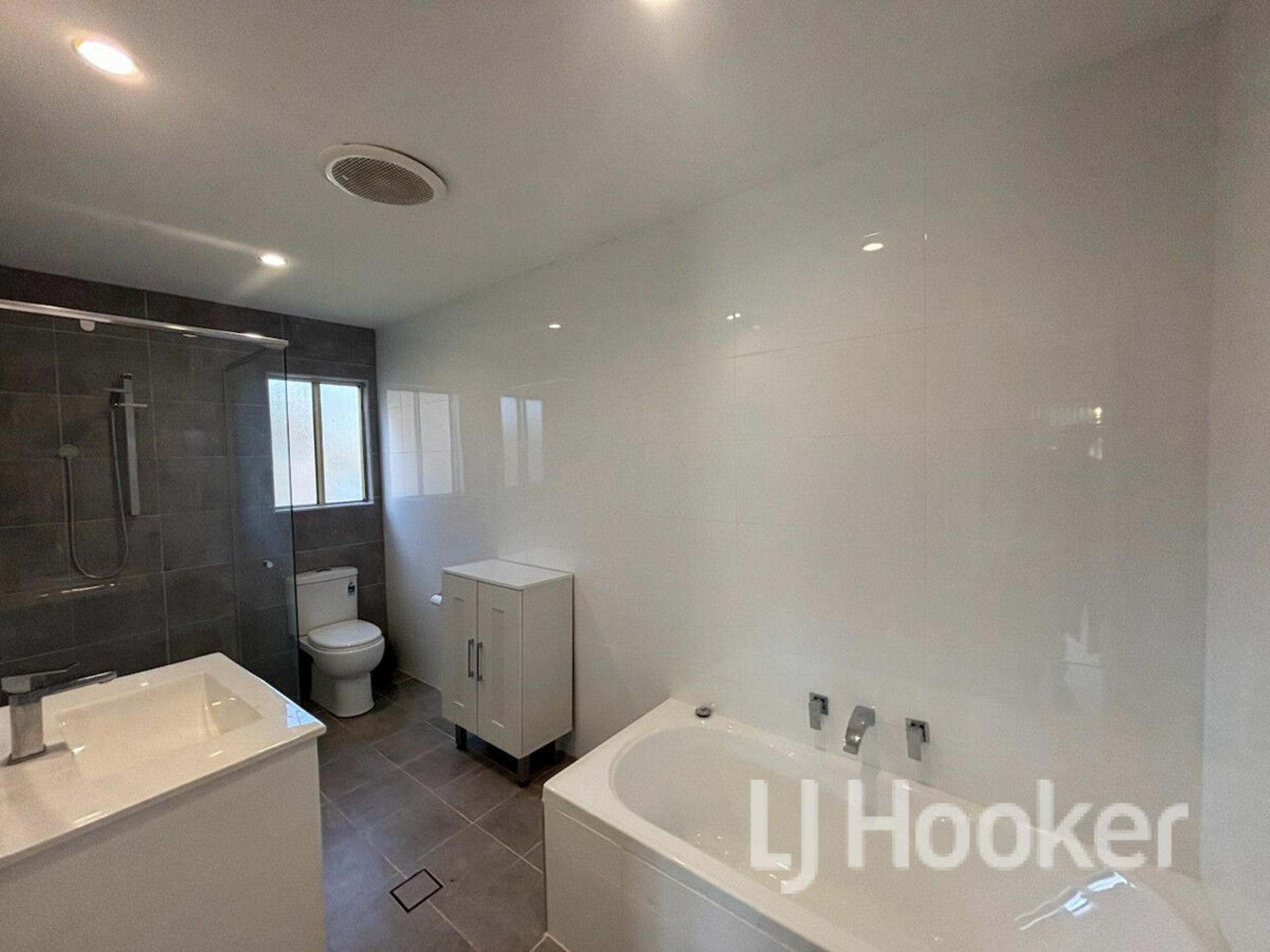 81 Macleans Point Road, SANCTUARY POINT