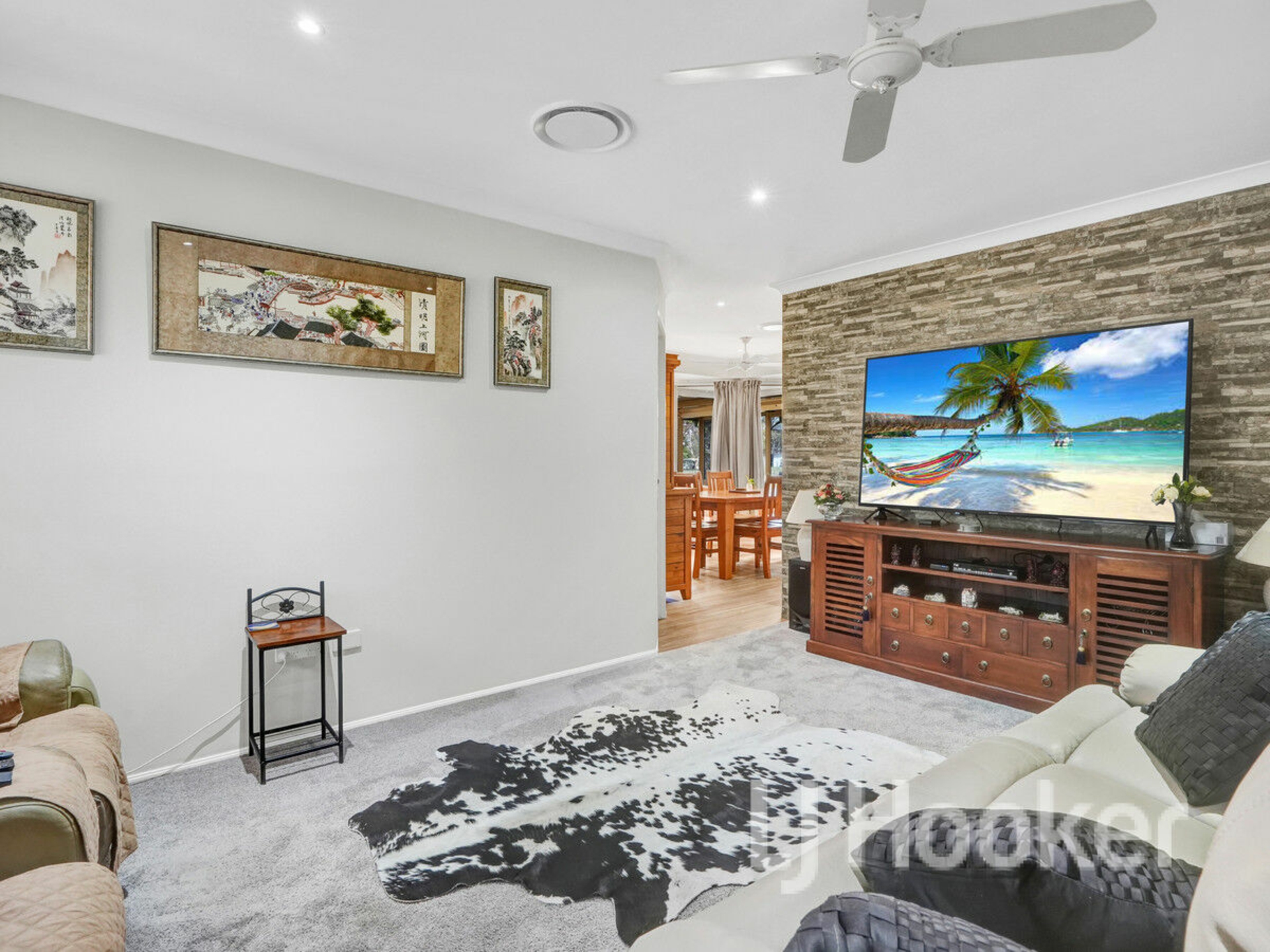 135 Wandean Road — photo 5 of 24