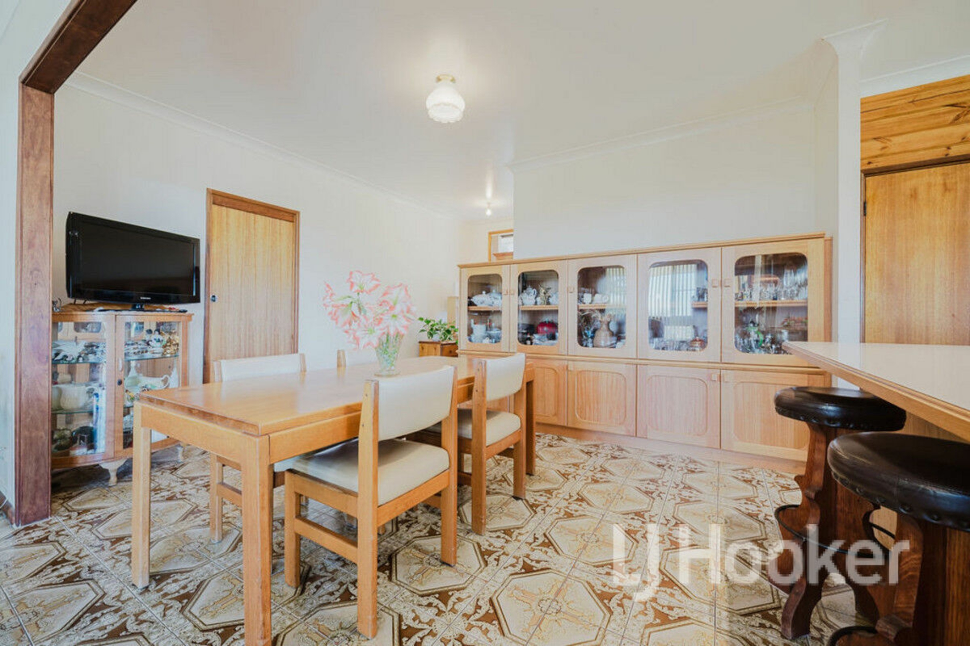 E279 Princes Highway — photo 8 of 28