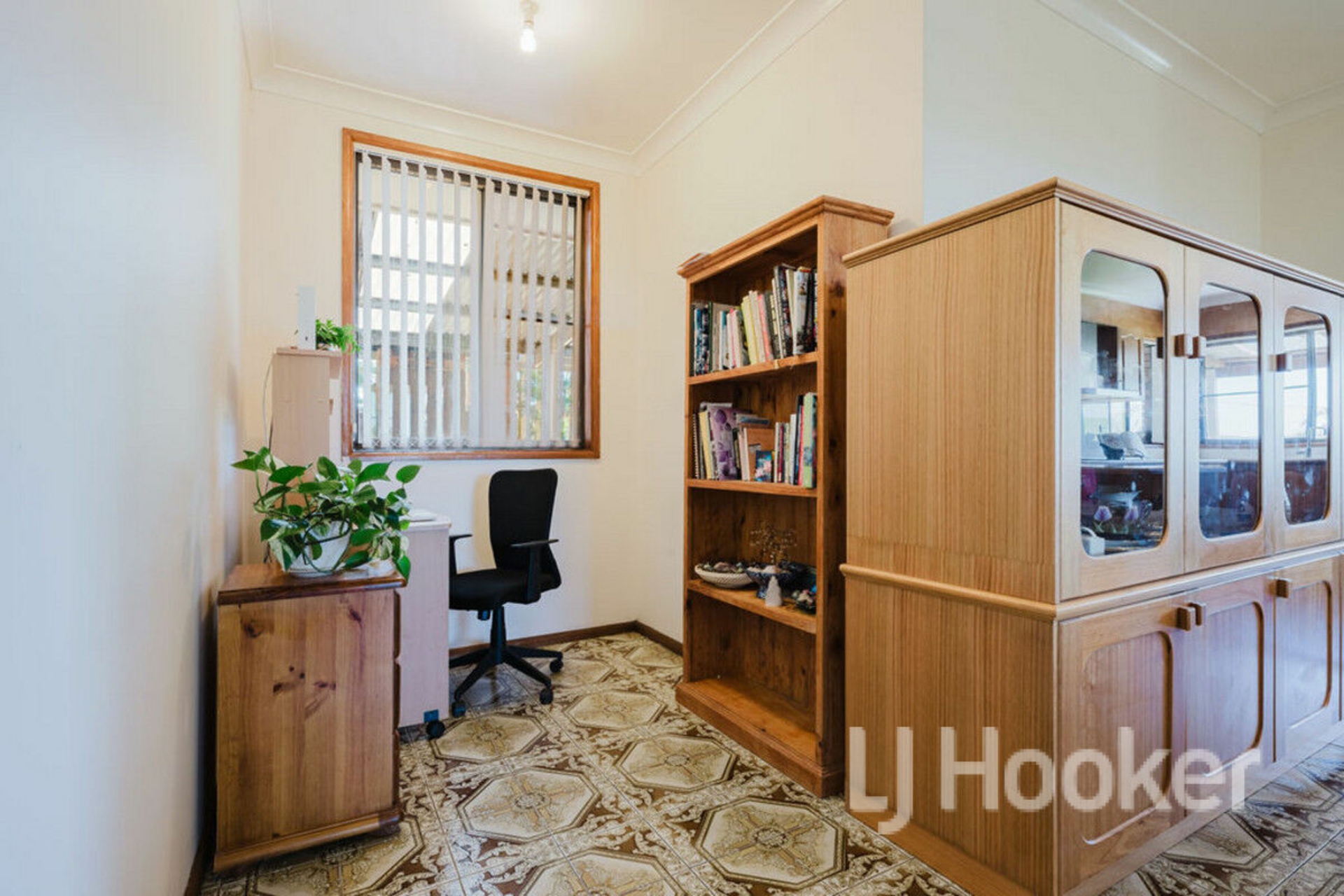 E279 Princes Highway — photo 10 of 28
