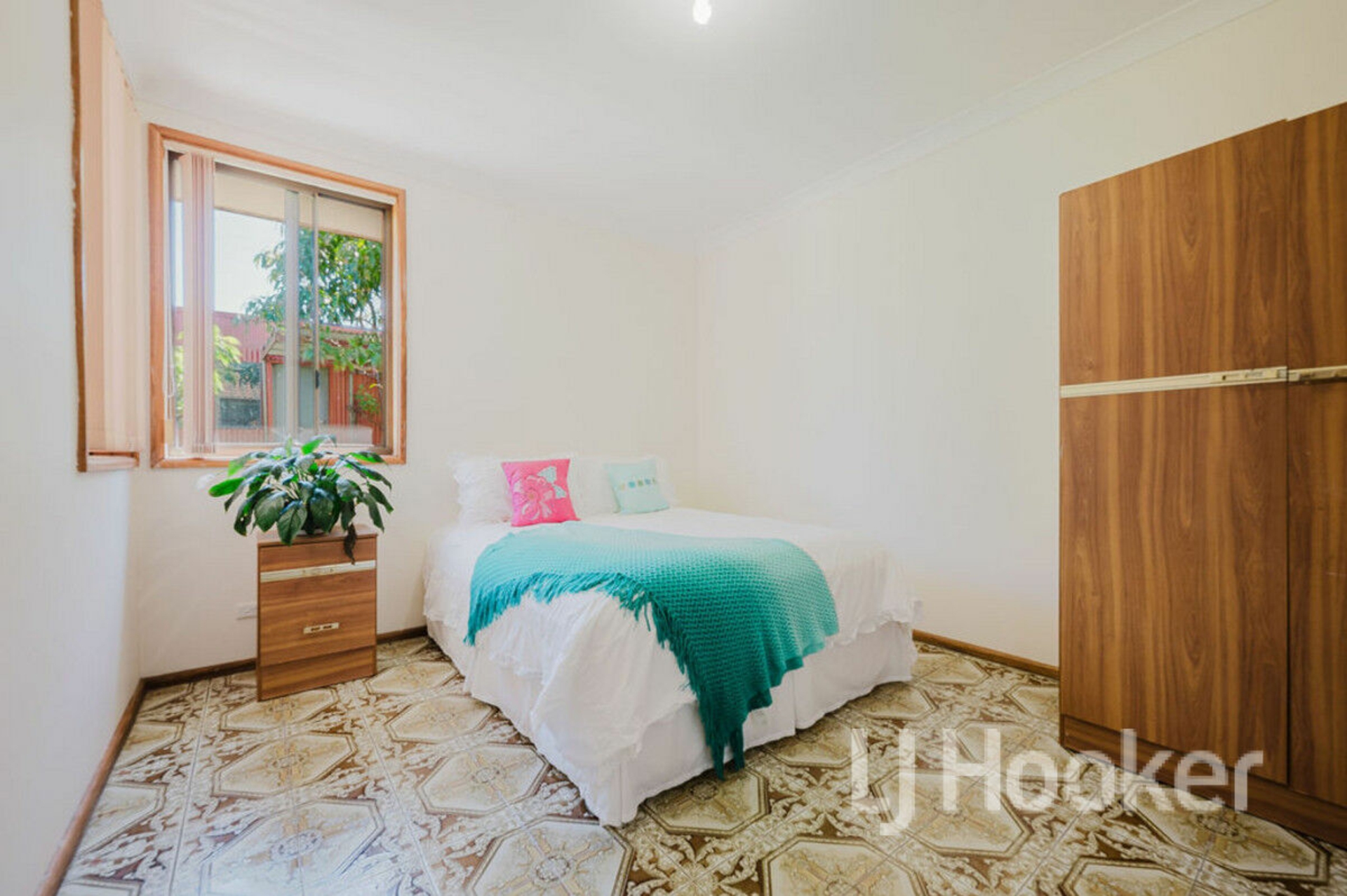 E279 Princes Highway — photo 14 of 28