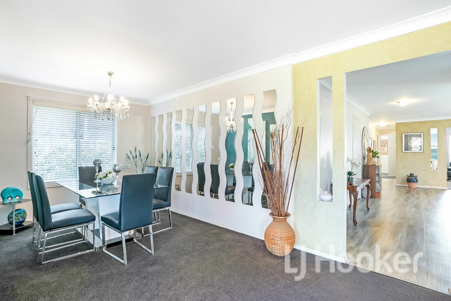 19 Tahnee Street — photo 8 of 18