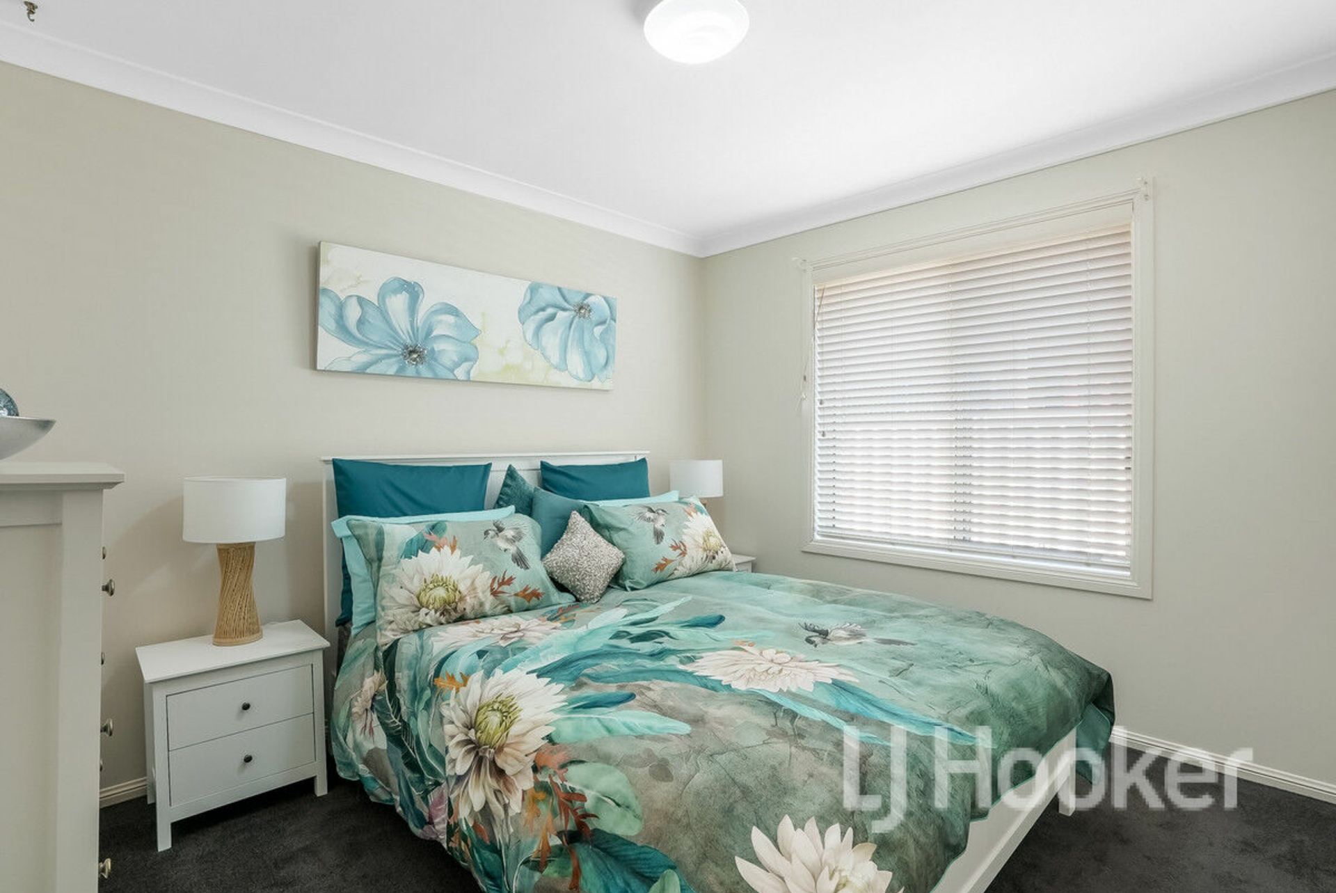19 Tahnee Street — photo 10 of 18