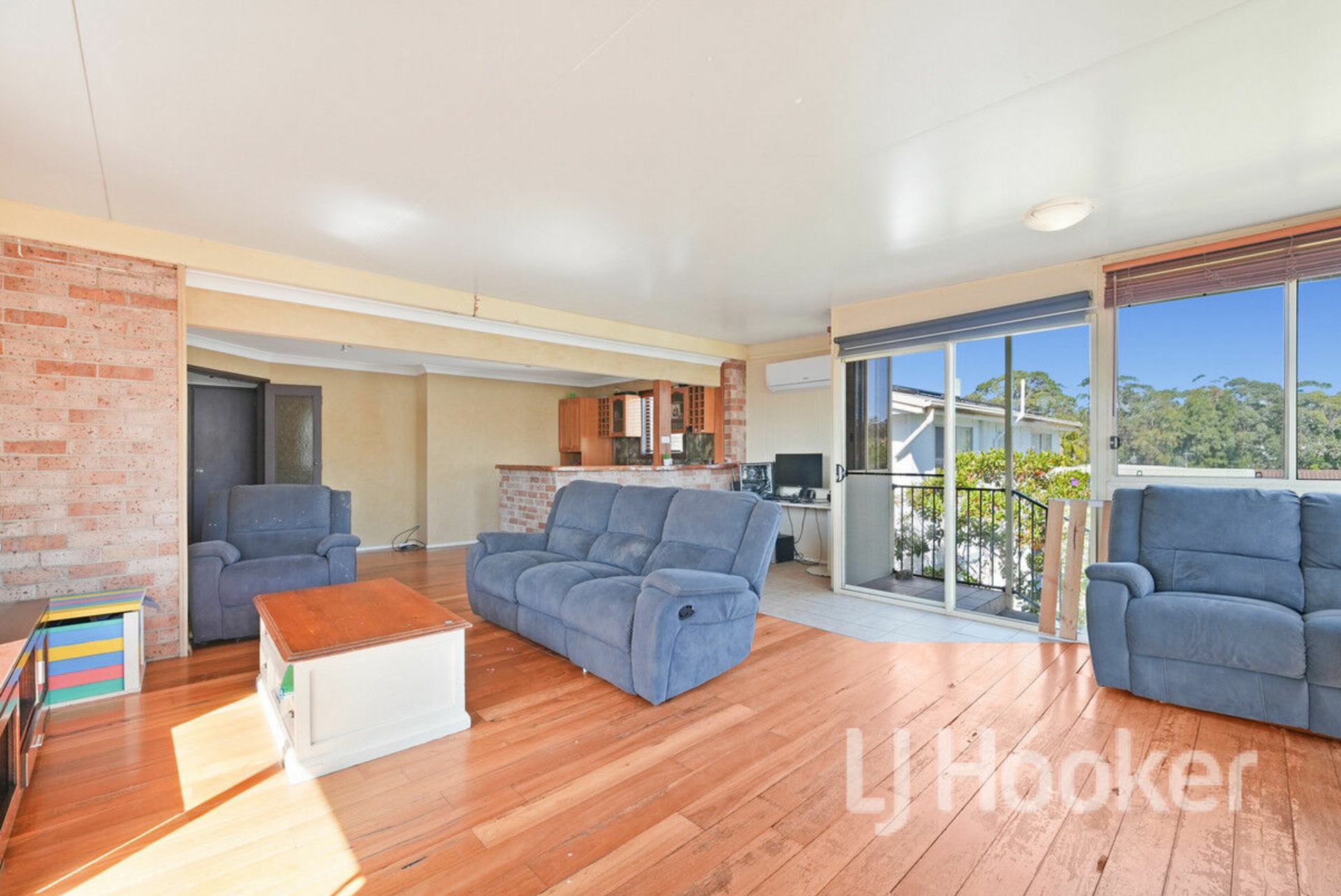 135 Sanctuary Point Road — photo 7 of 17