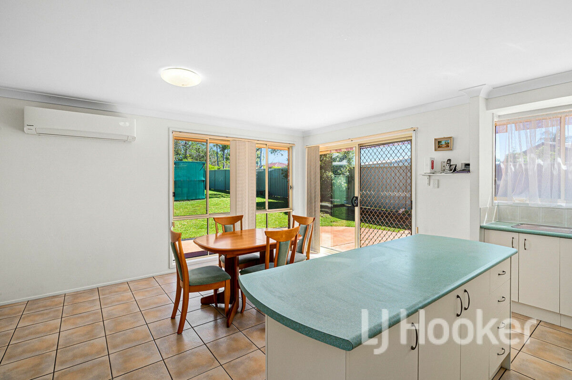 133 Sanctuary Point Road — photo 7 of 13