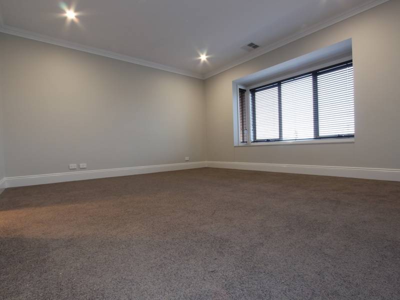 3 Baxter Loop, GOOGONG