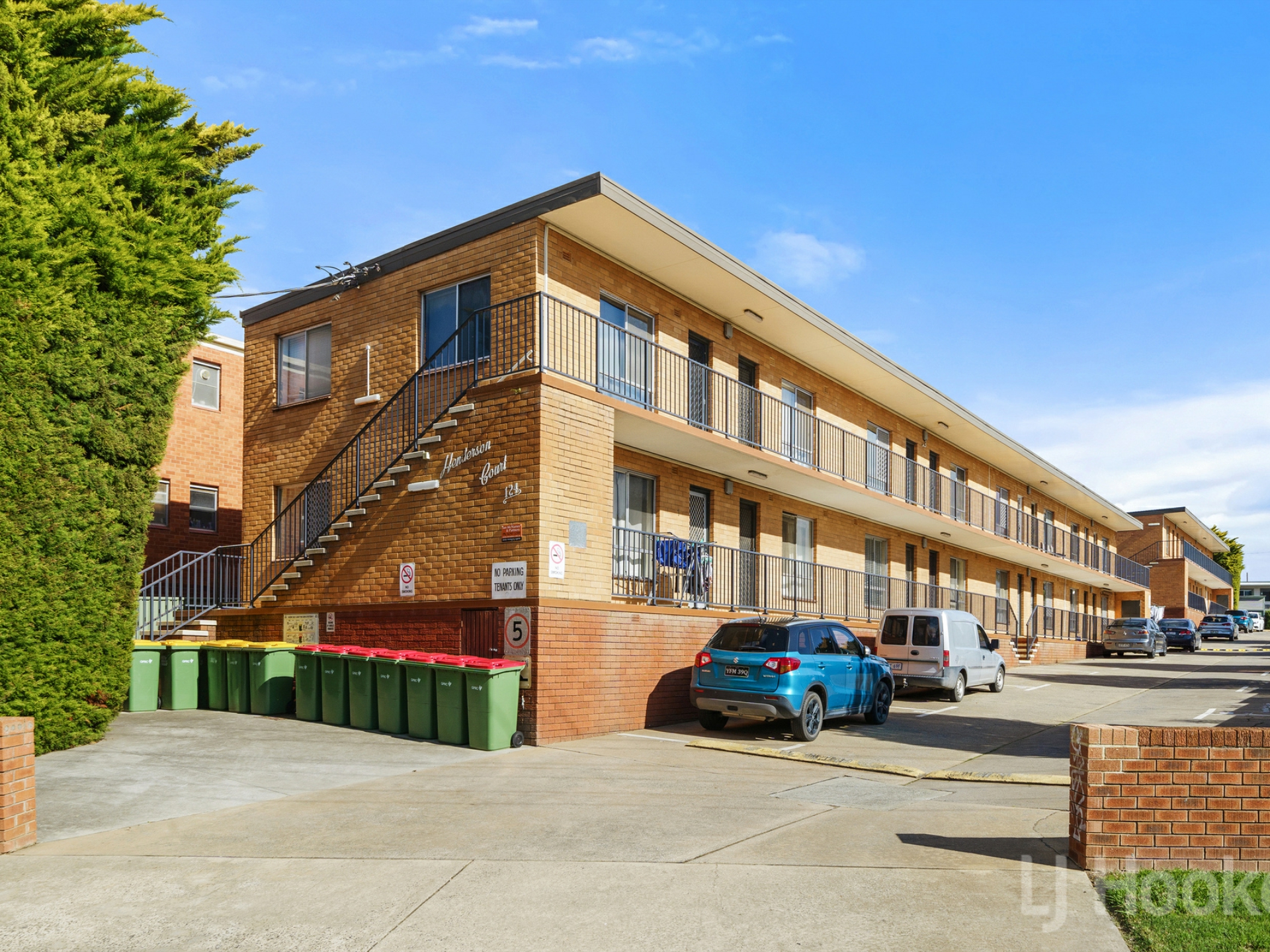 15/124 Henderson Road, Crestwood