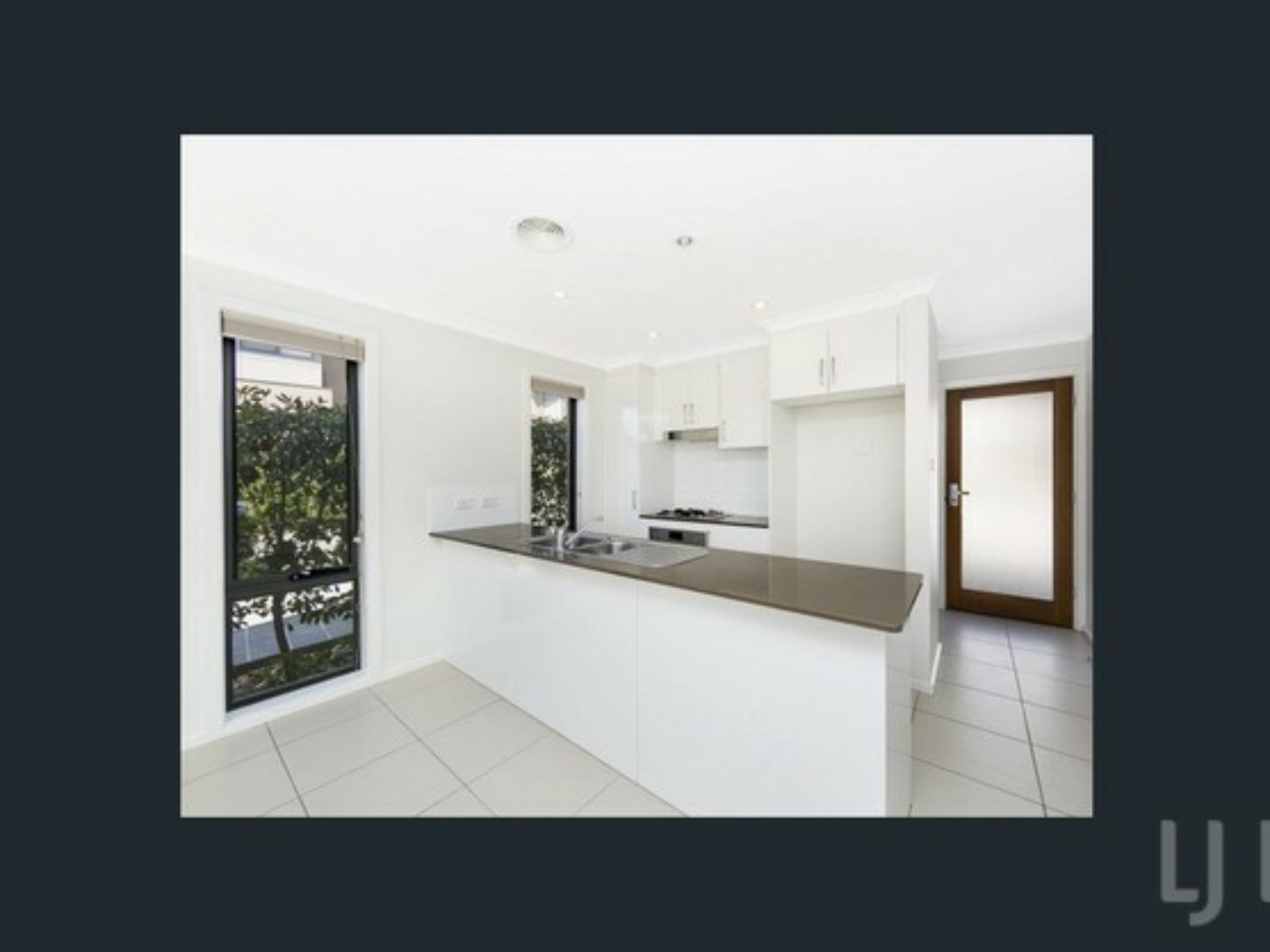 13/19-21 Henderson Road, QUEANBEYAN