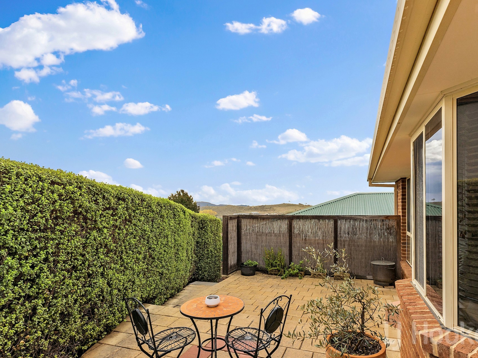 8 Olive Place, JERRABOMBERRA