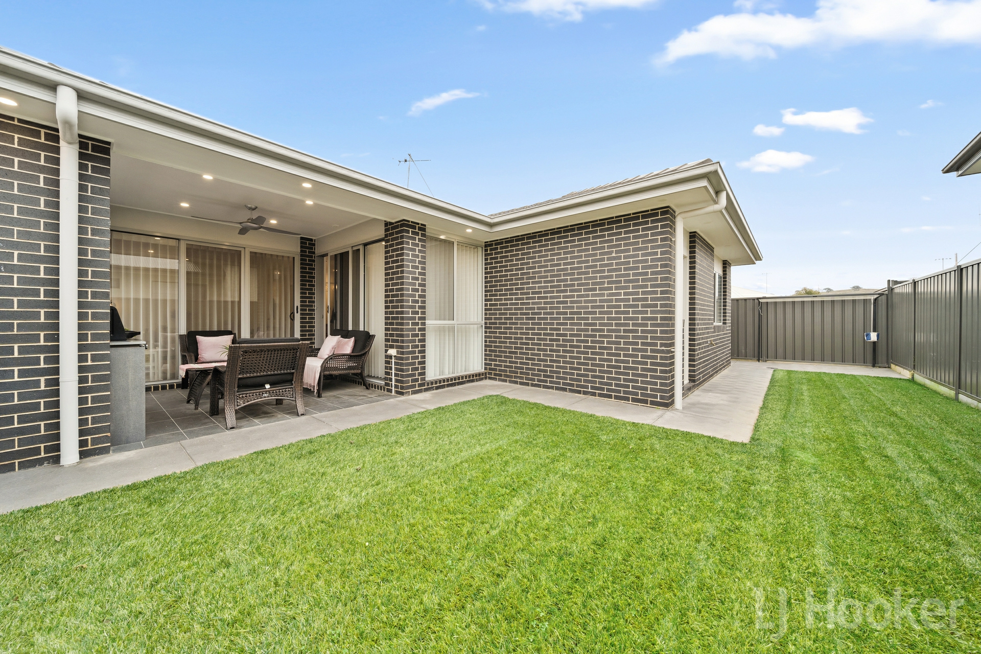 51 Weatherstone Circuit, GOOGONG