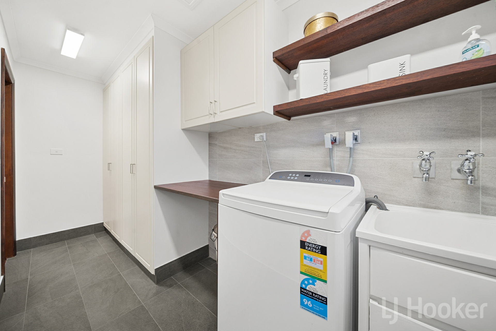 51 Pindari Crescent, KARABAR