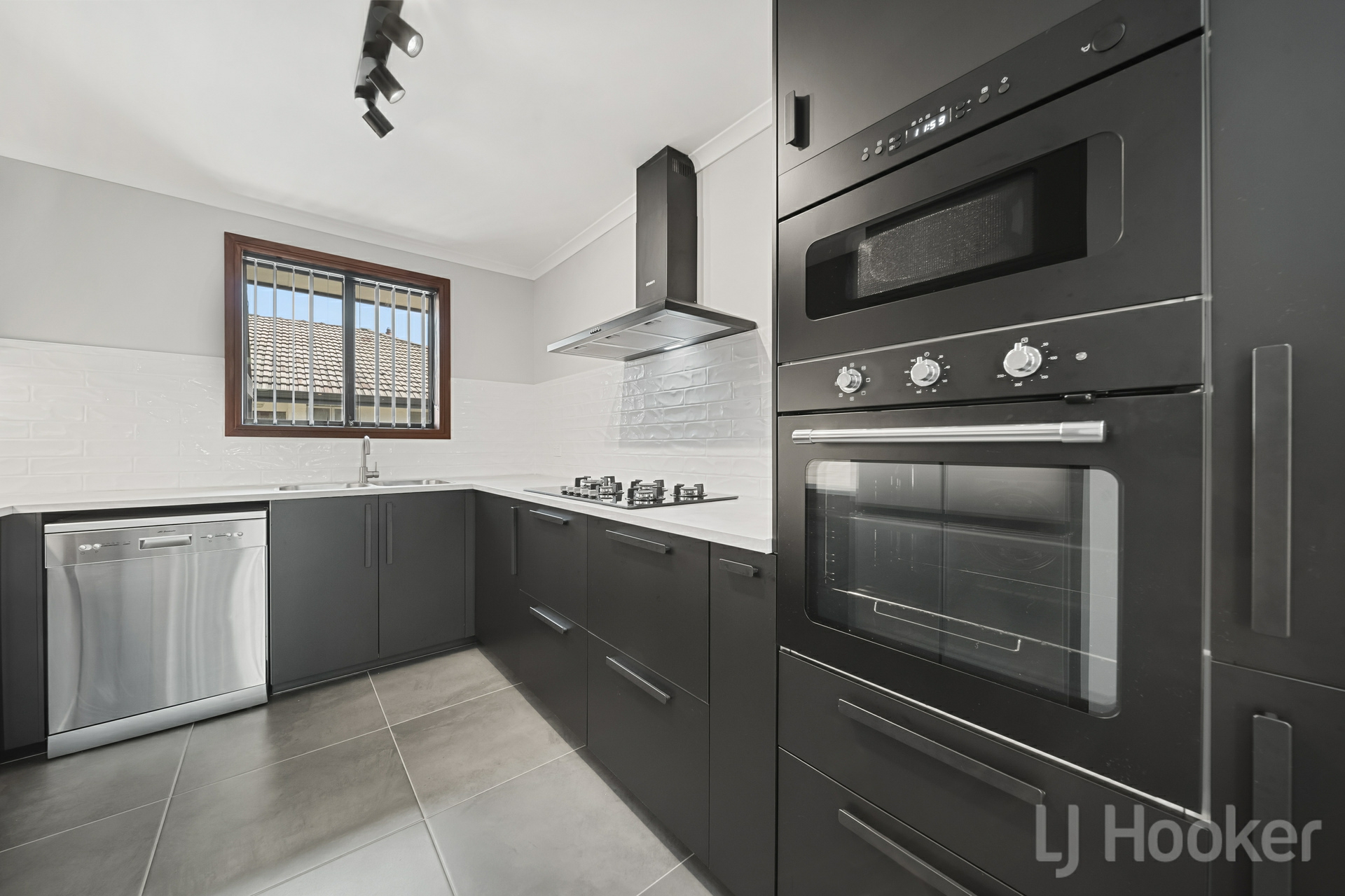51 Pindari Crescent, KARABAR