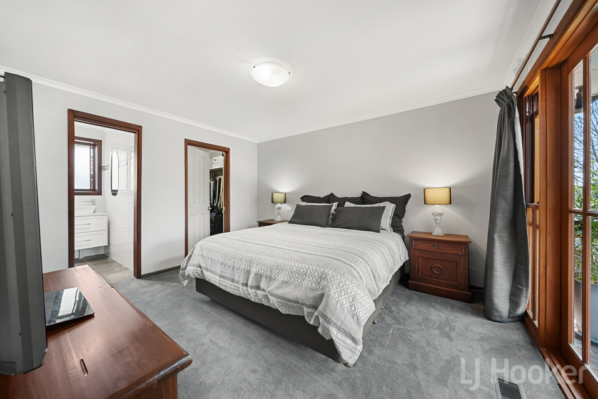 51 Pindari Crescent, KARABAR