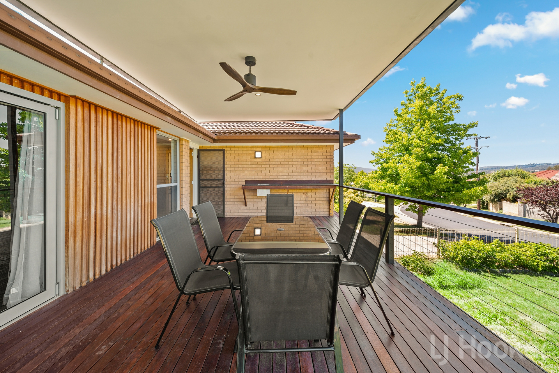 26 Cassinia Street, CRESTWOOD