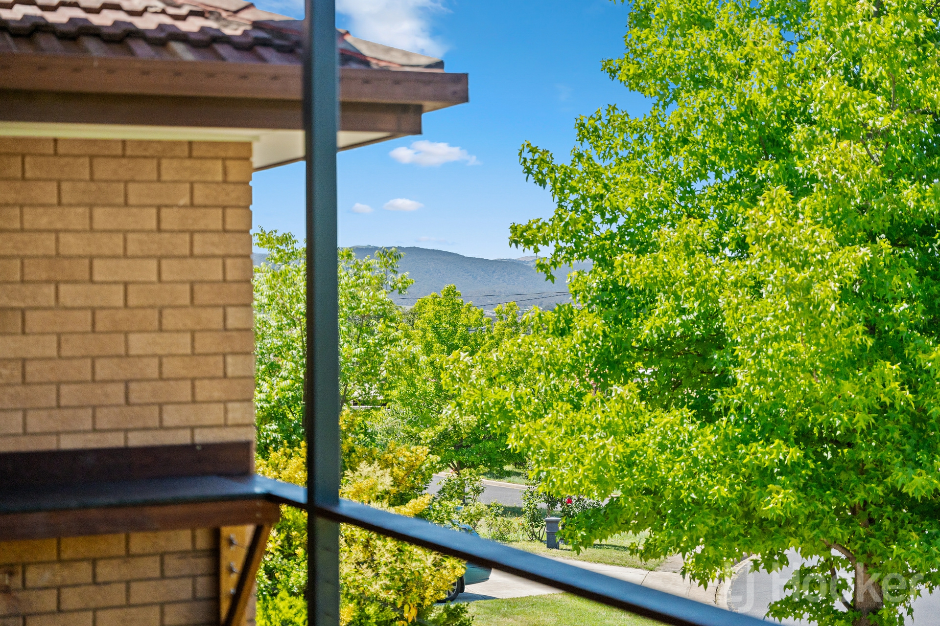 26 Cassinia Street, CRESTWOOD