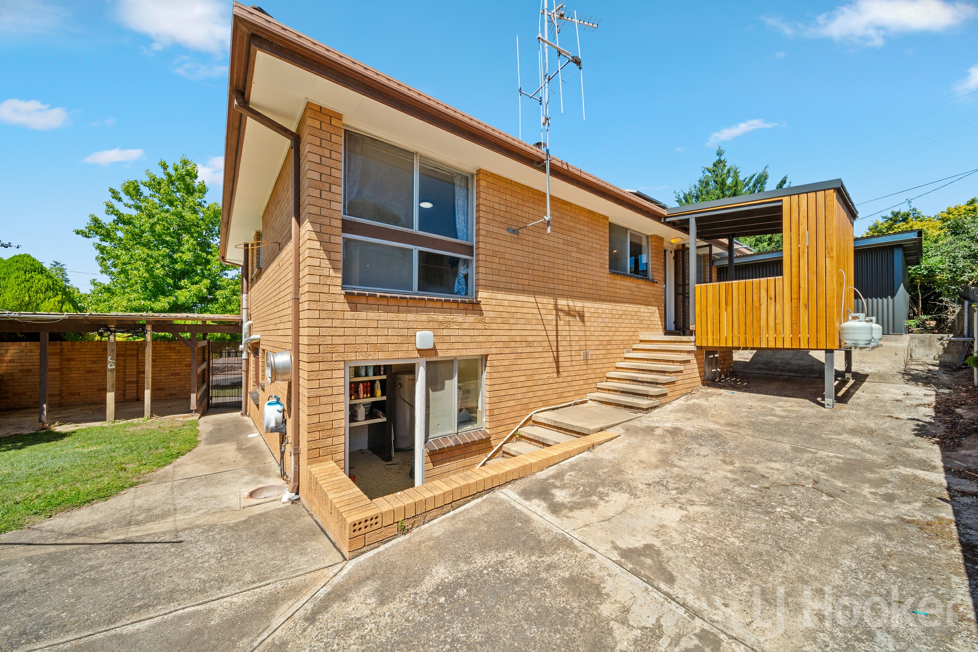 26 Cassinia Street, CRESTWOOD