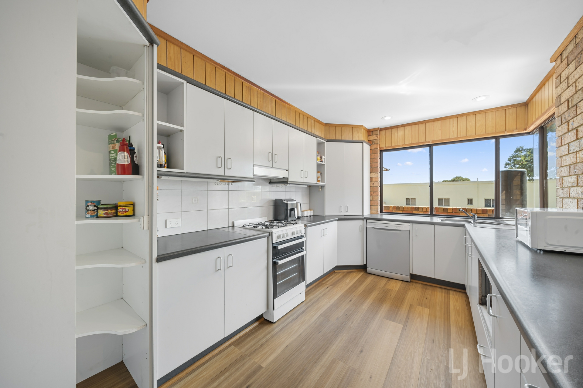 22 John Bull Street, QUEANBEYAN WEST