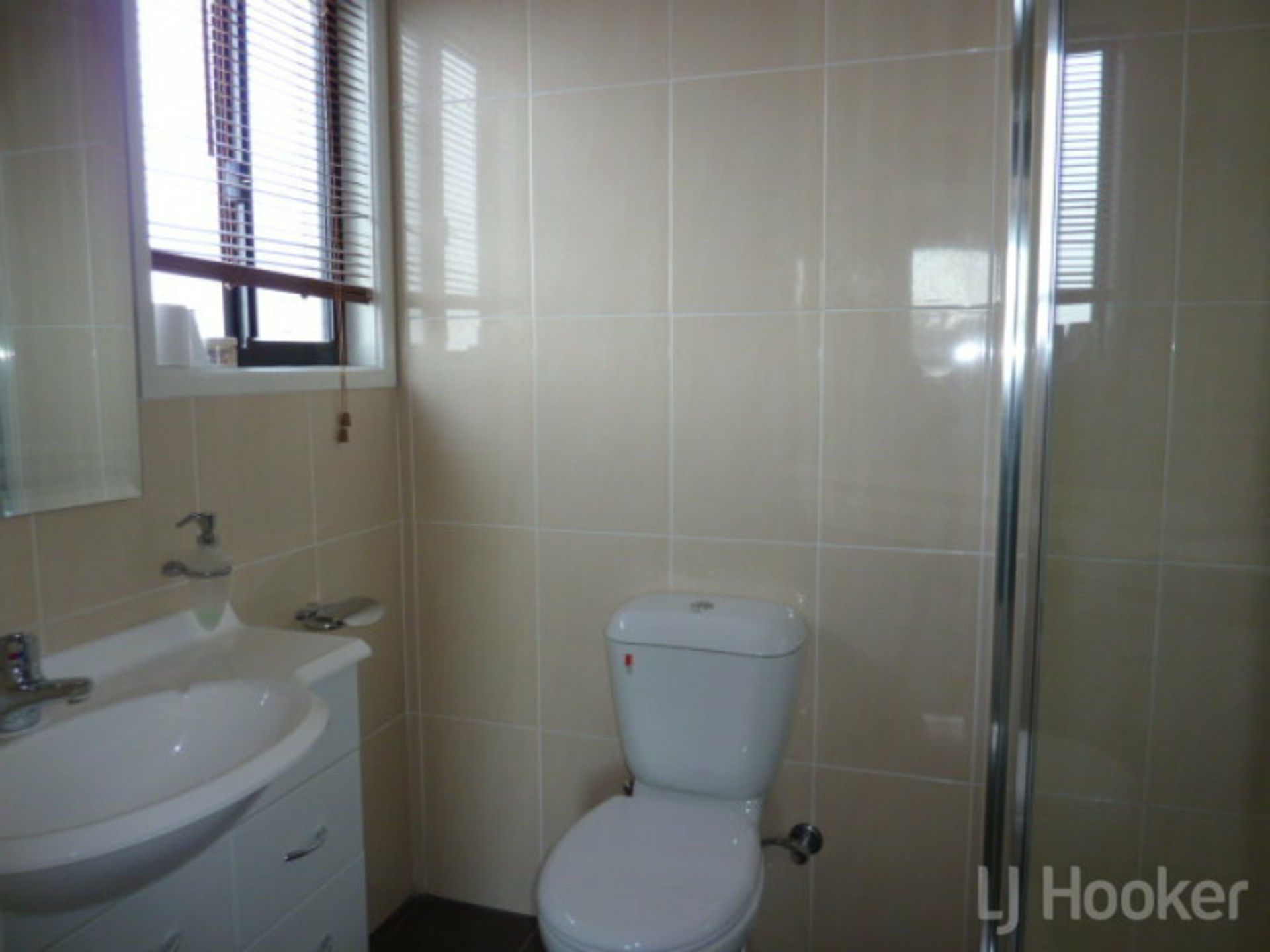 19C Monaro Street, QUEANBEYAN