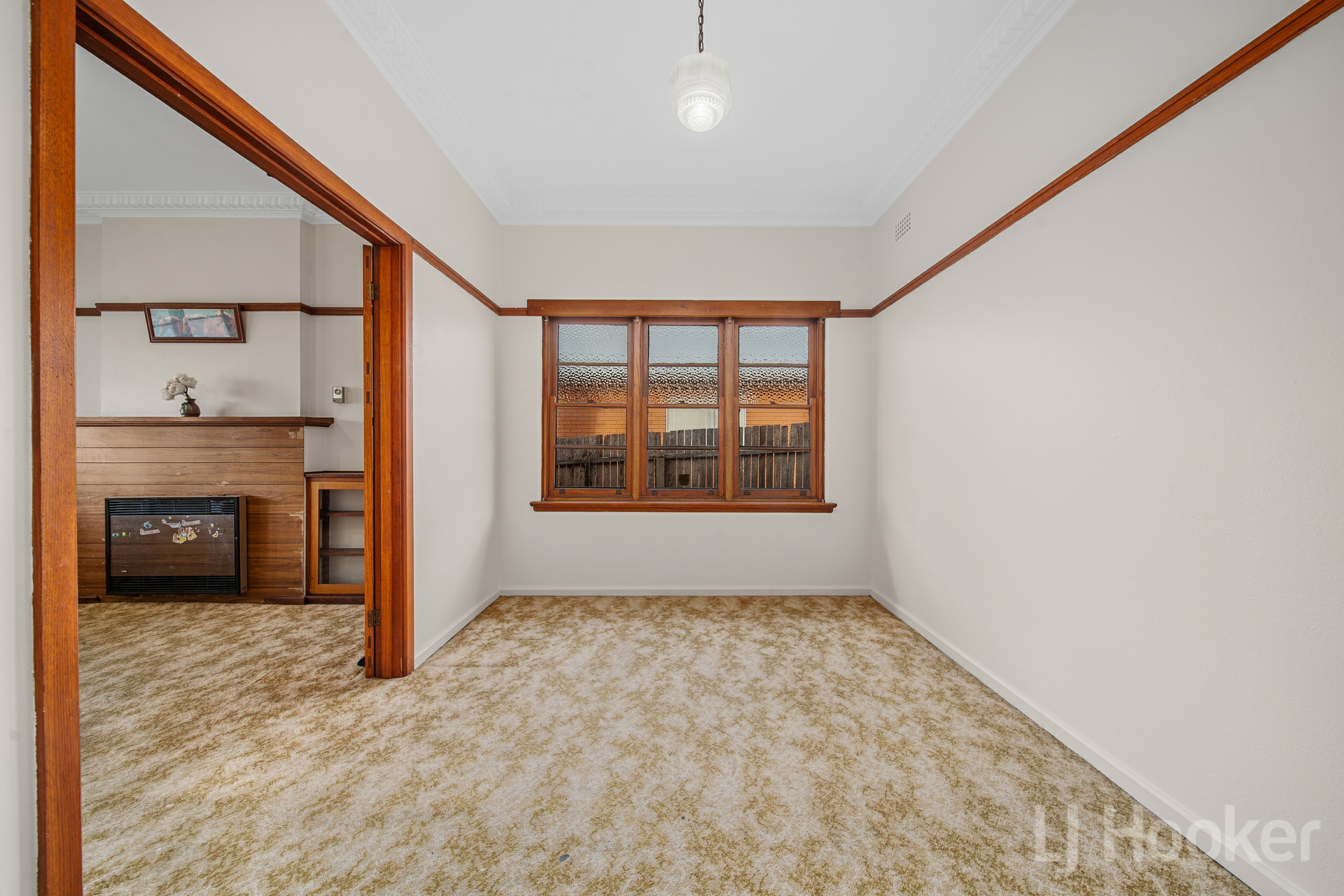 16 Collins Street, QUEANBEYAN