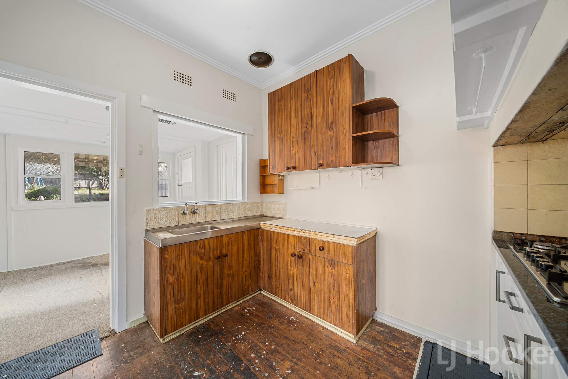 16 Collins Street, QUEANBEYAN