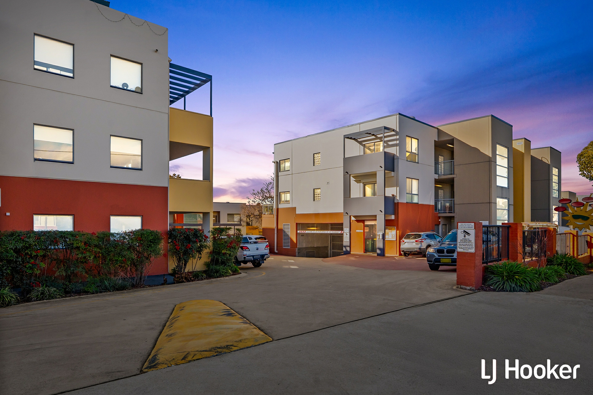 6B/17 Uriarra Road — photo from LJ Hooker Queanbeyan | Jerrabomberra | Googong