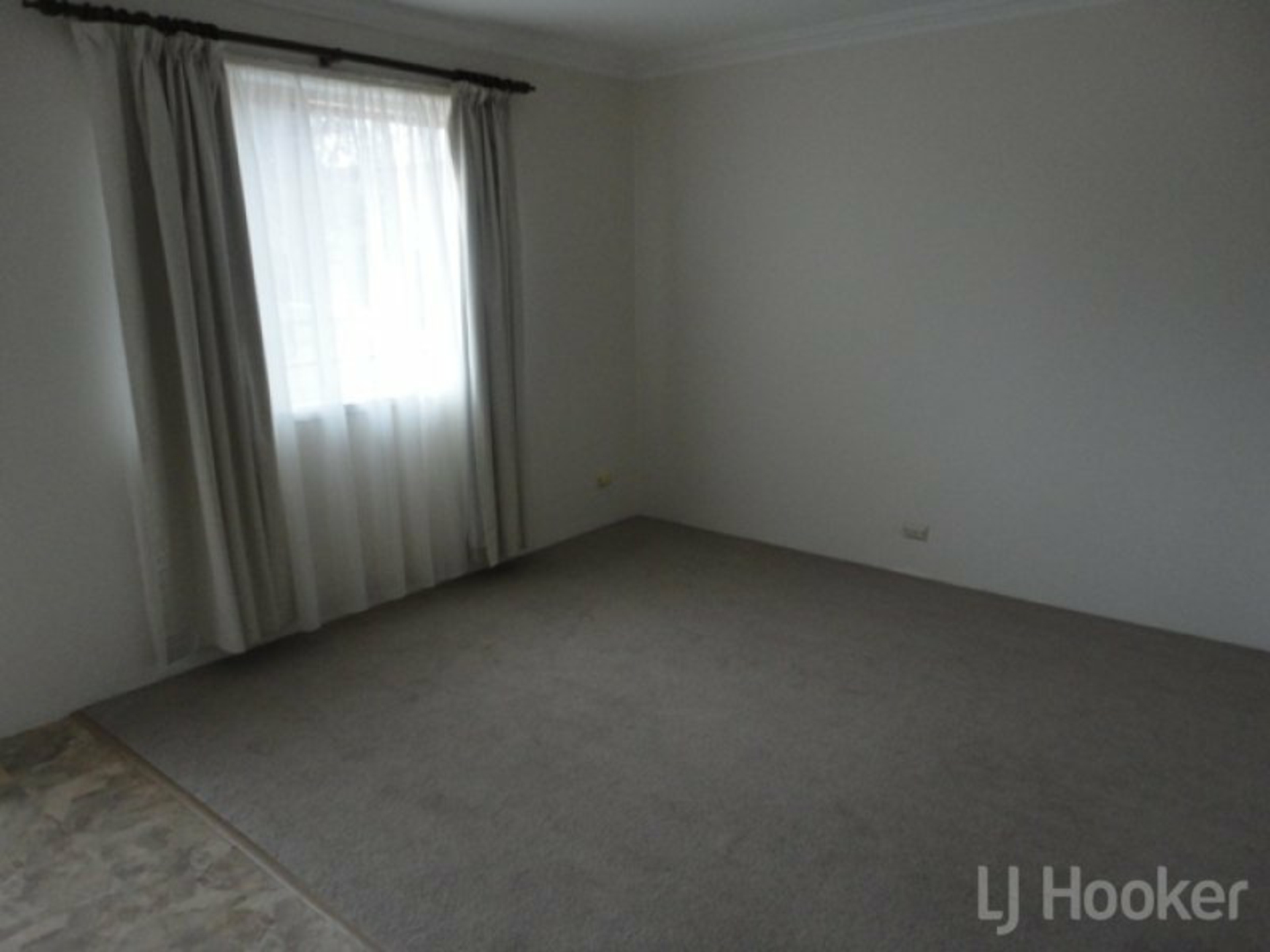 14/22 Mowatt Street — photo 2 of 6
